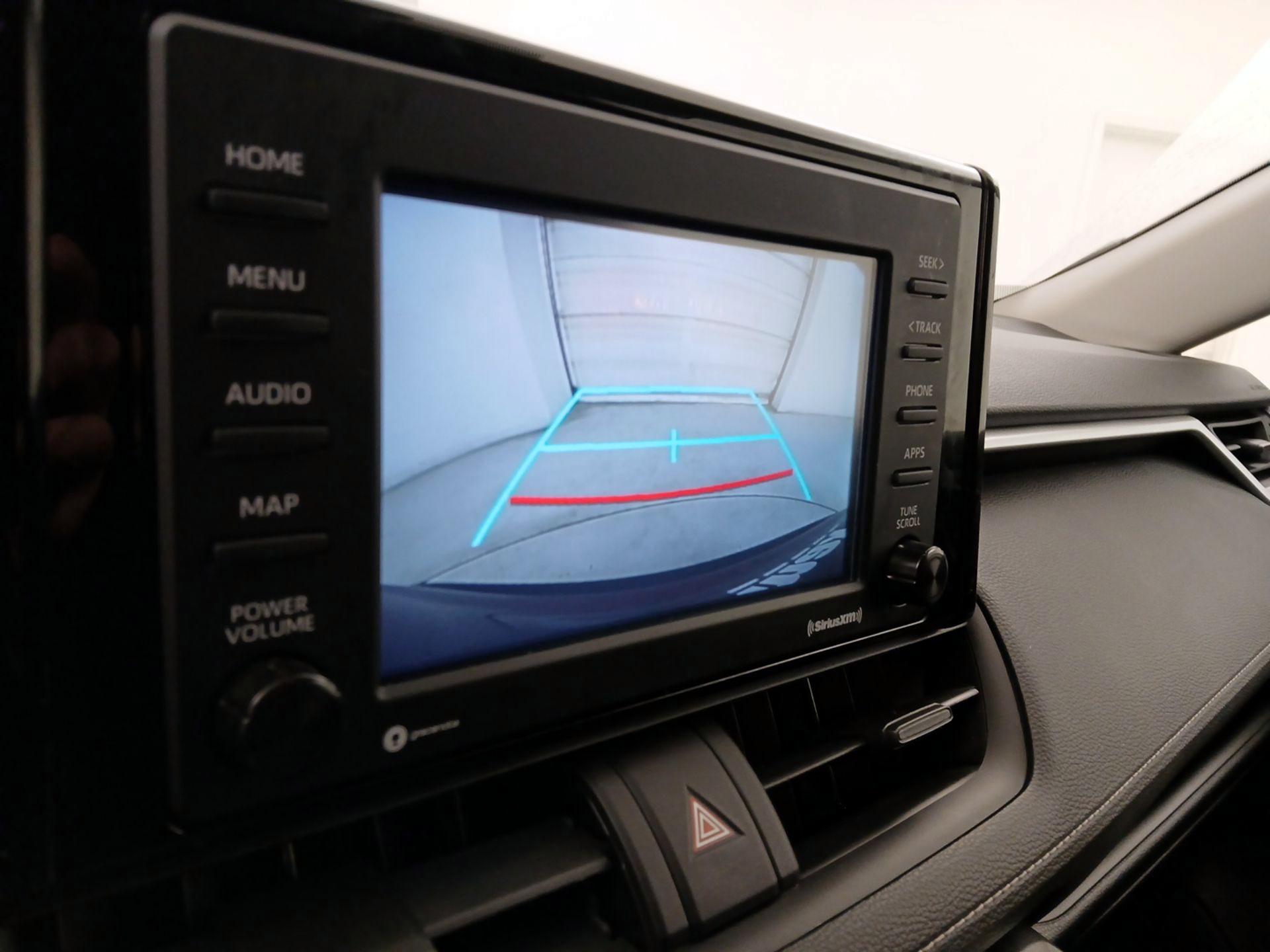 Thumbnail: 2020 Toyota RAV4 - 14