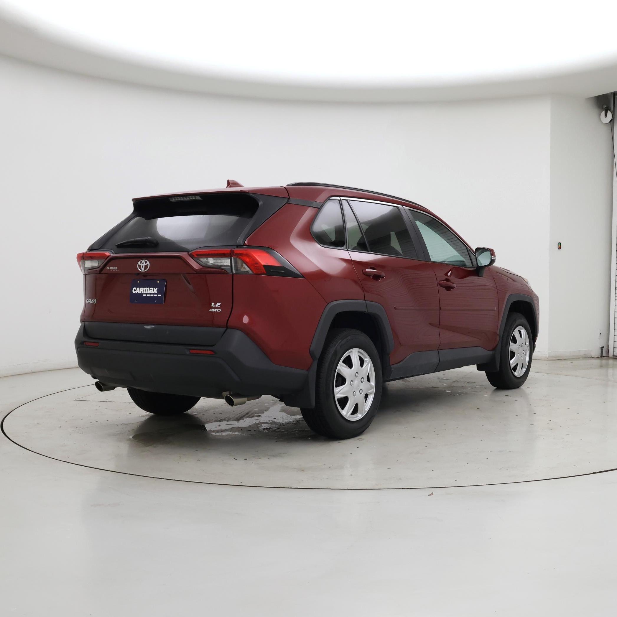 Thumbnail: 2020 Toyota RAV4 - 8