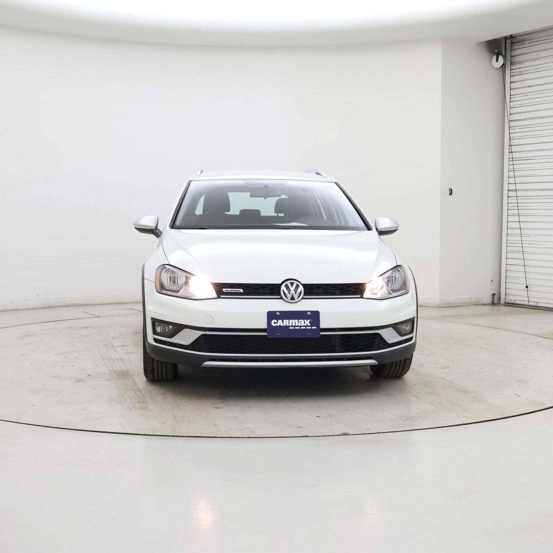 Thumbnail: 2017 Volkswagen Golf - 5