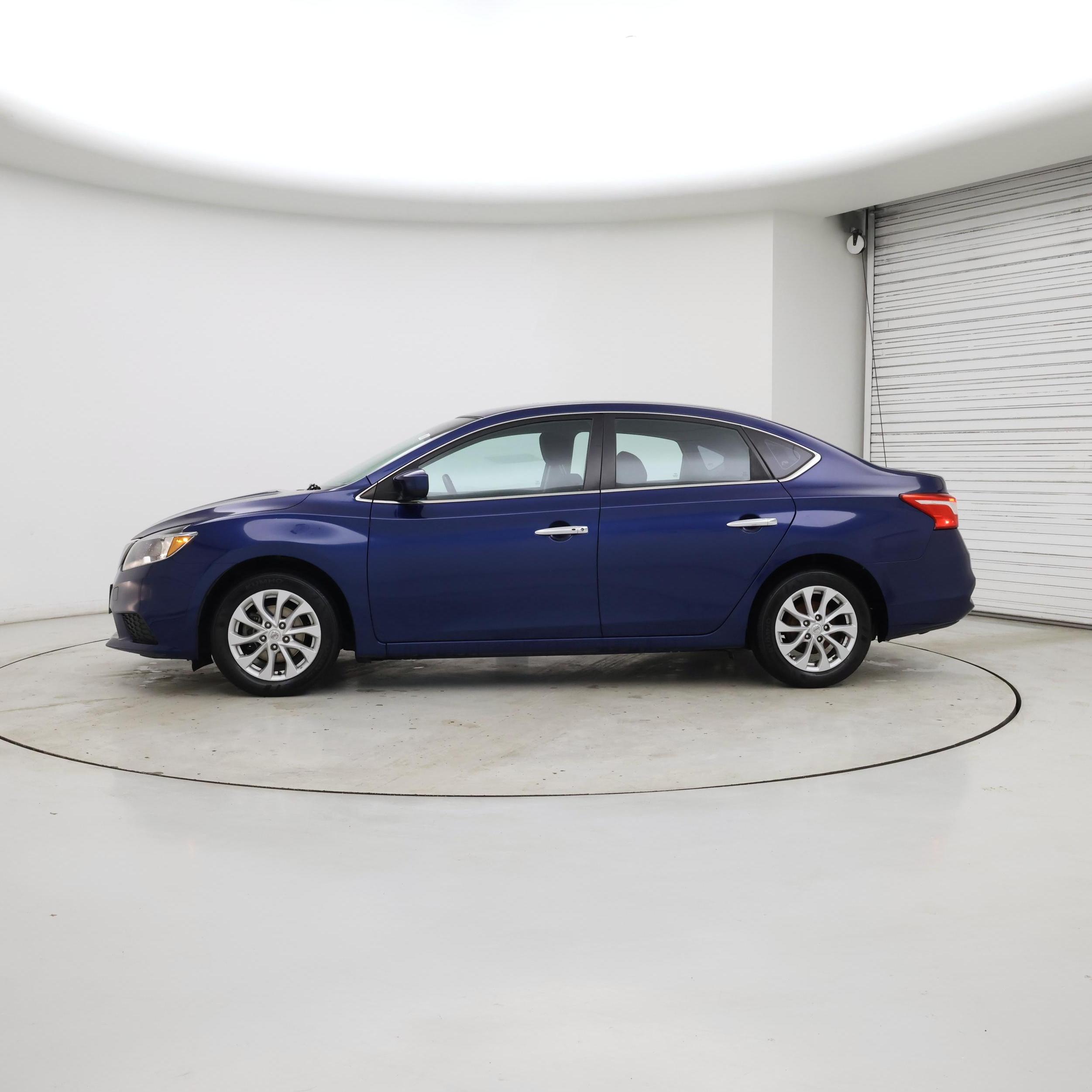 Thumbnail: 2019 Nissan Sentra - 3