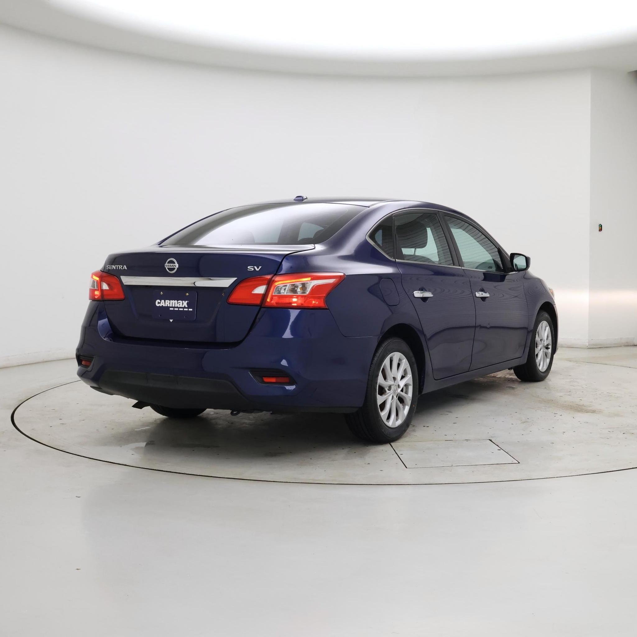 Thumbnail: 2019 Nissan Sentra - 8