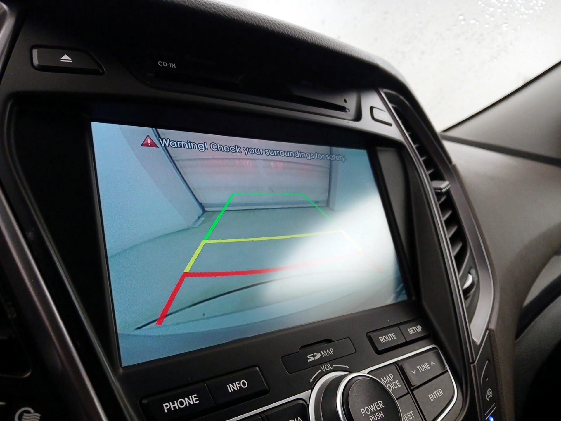 Thumbnail: 2015 Hyundai Santa Fe - 14