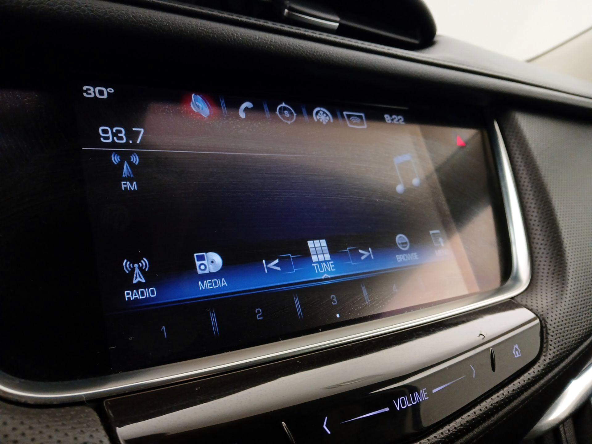 Thumbnail: 2017 Cadillac XT5 - 16