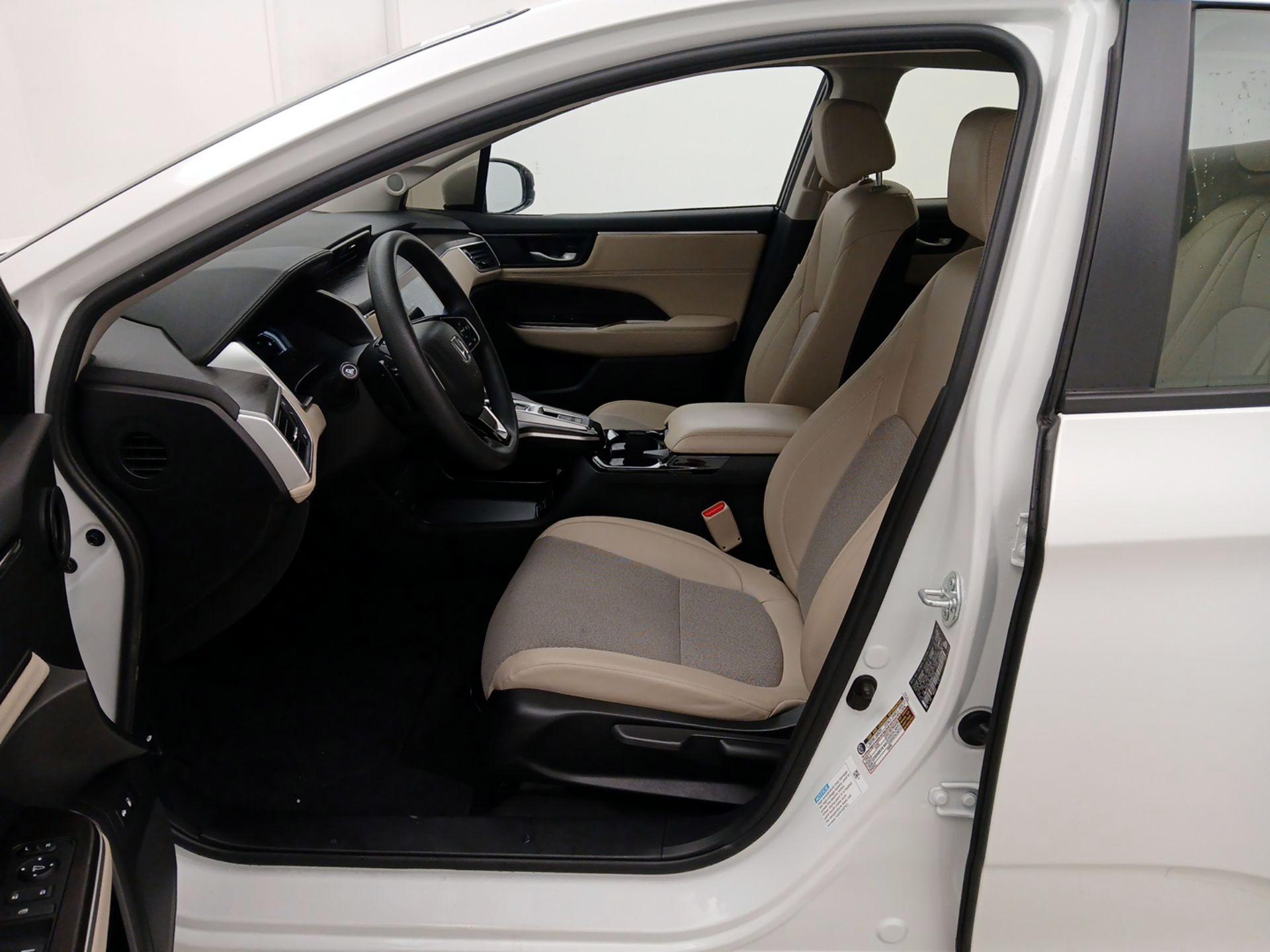 Thumbnail: 2018 Honda Clarity - 11