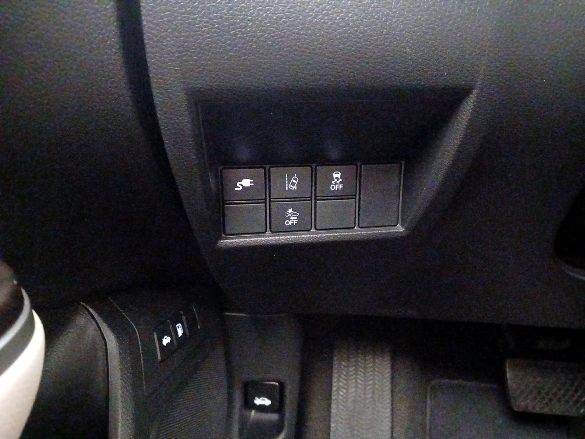 Thumbnail: 2018 Honda Clarity - 13