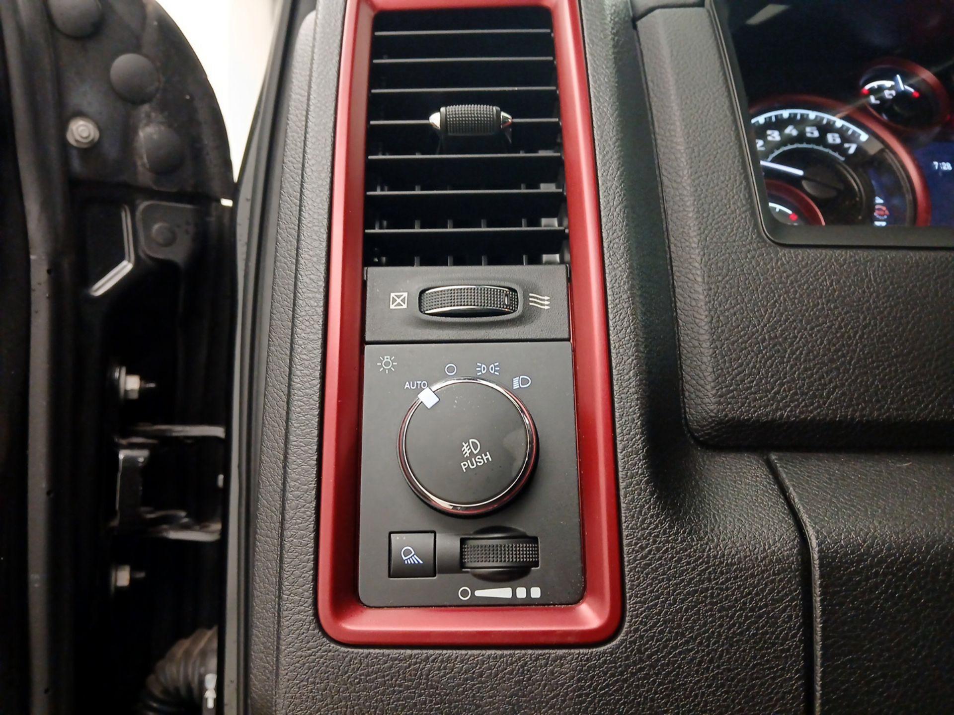 Thumbnail: 2016 RAM 1500 - 13