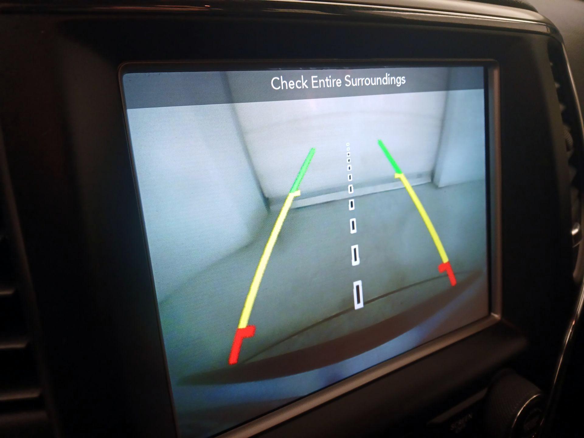 Thumbnail: 2018 Jeep Grand Cherokee - 15