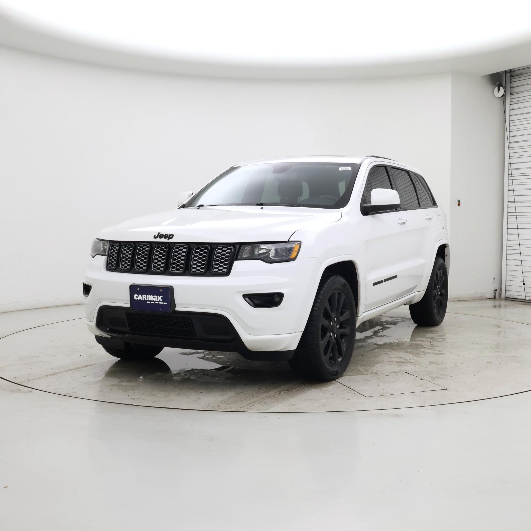 Thumbnail: 2018 Jeep Grand Cherokee - 4