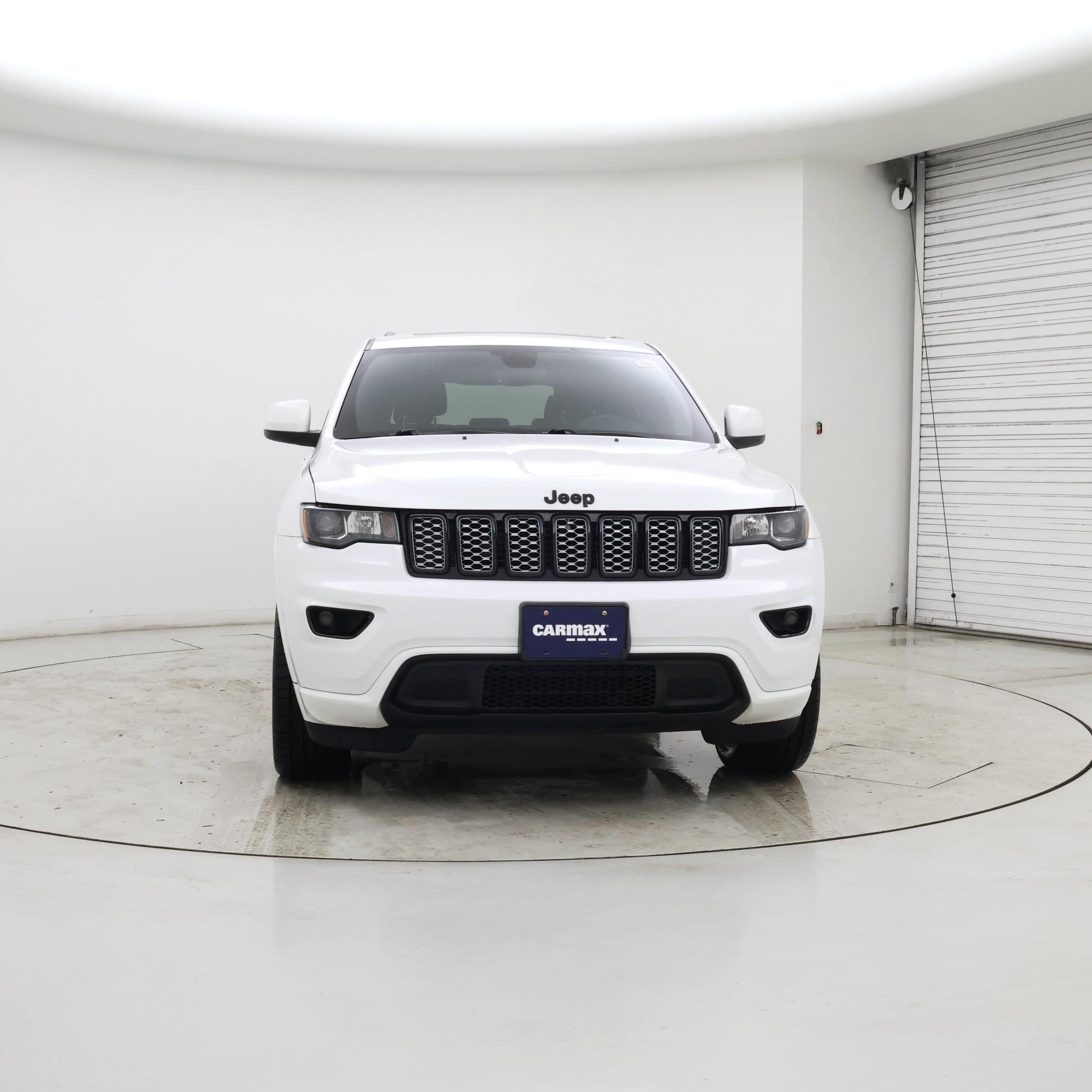 Thumbnail: 2018 Jeep Grand Cherokee - 5