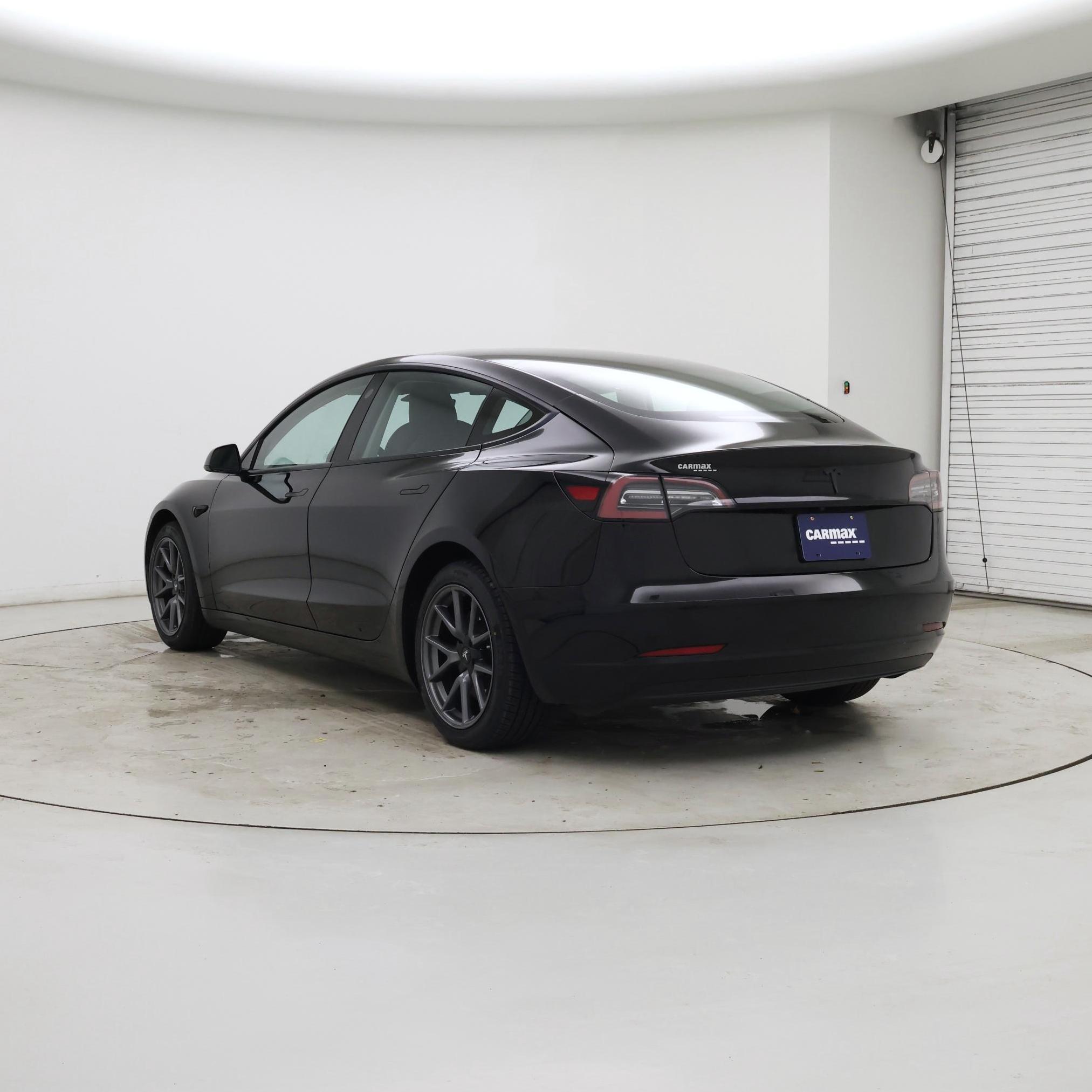 Thumbnail: 2023 Tesla Model 3 - 2