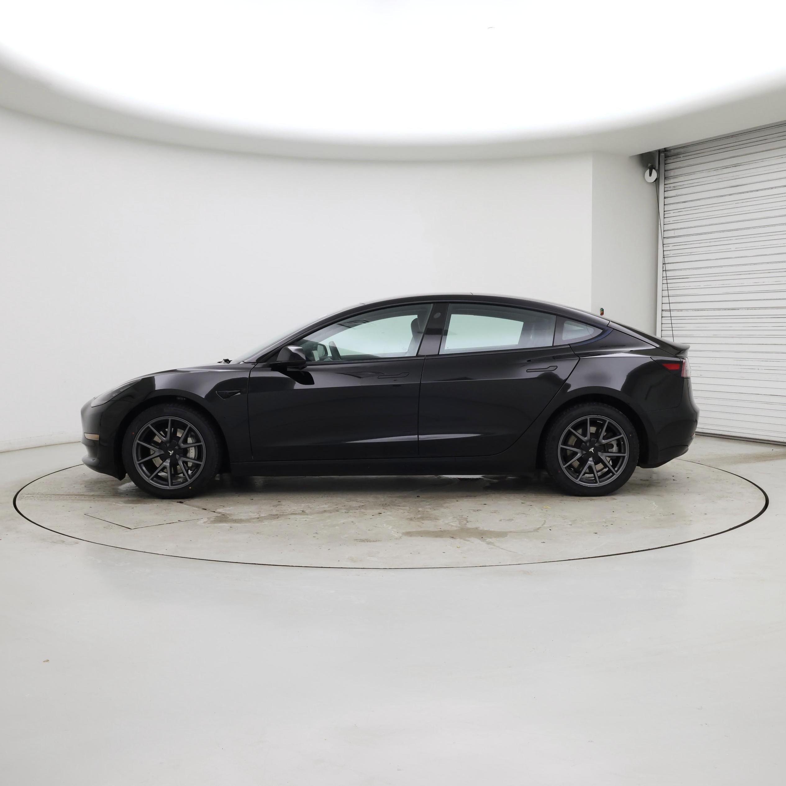 Thumbnail: 2023 Tesla Model 3 - 3