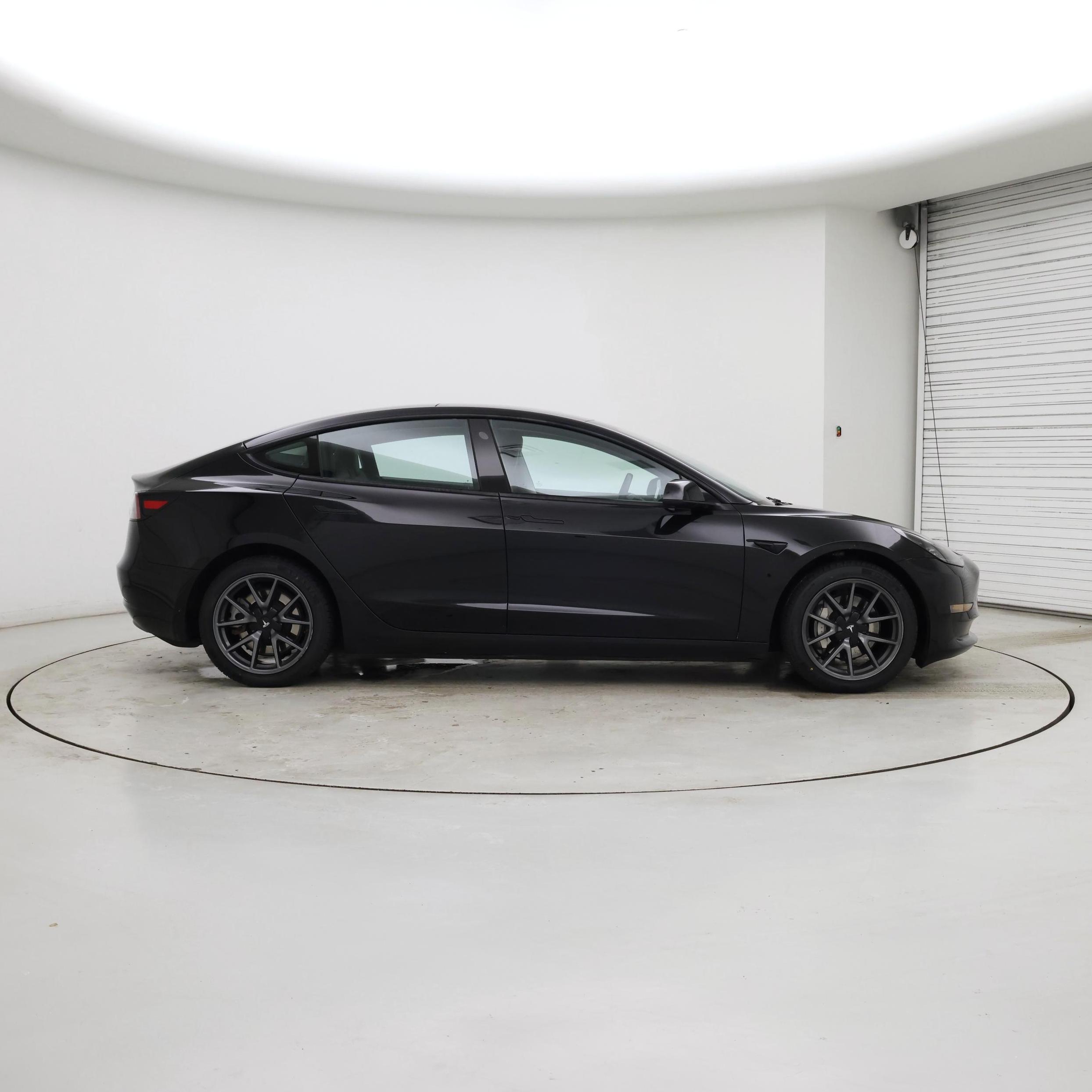 Thumbnail: 2023 Tesla Model 3 - 7