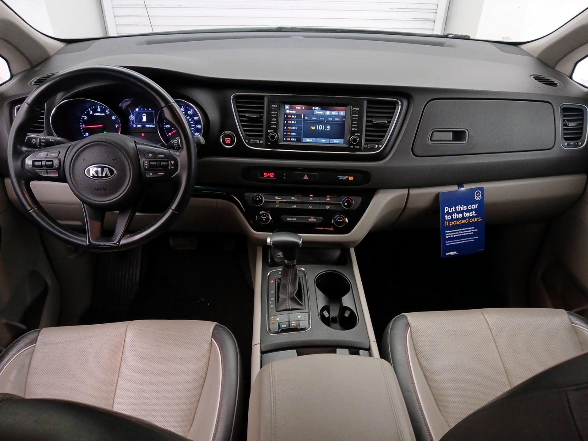 Thumbnail: 2017 Kia Sedona - 9