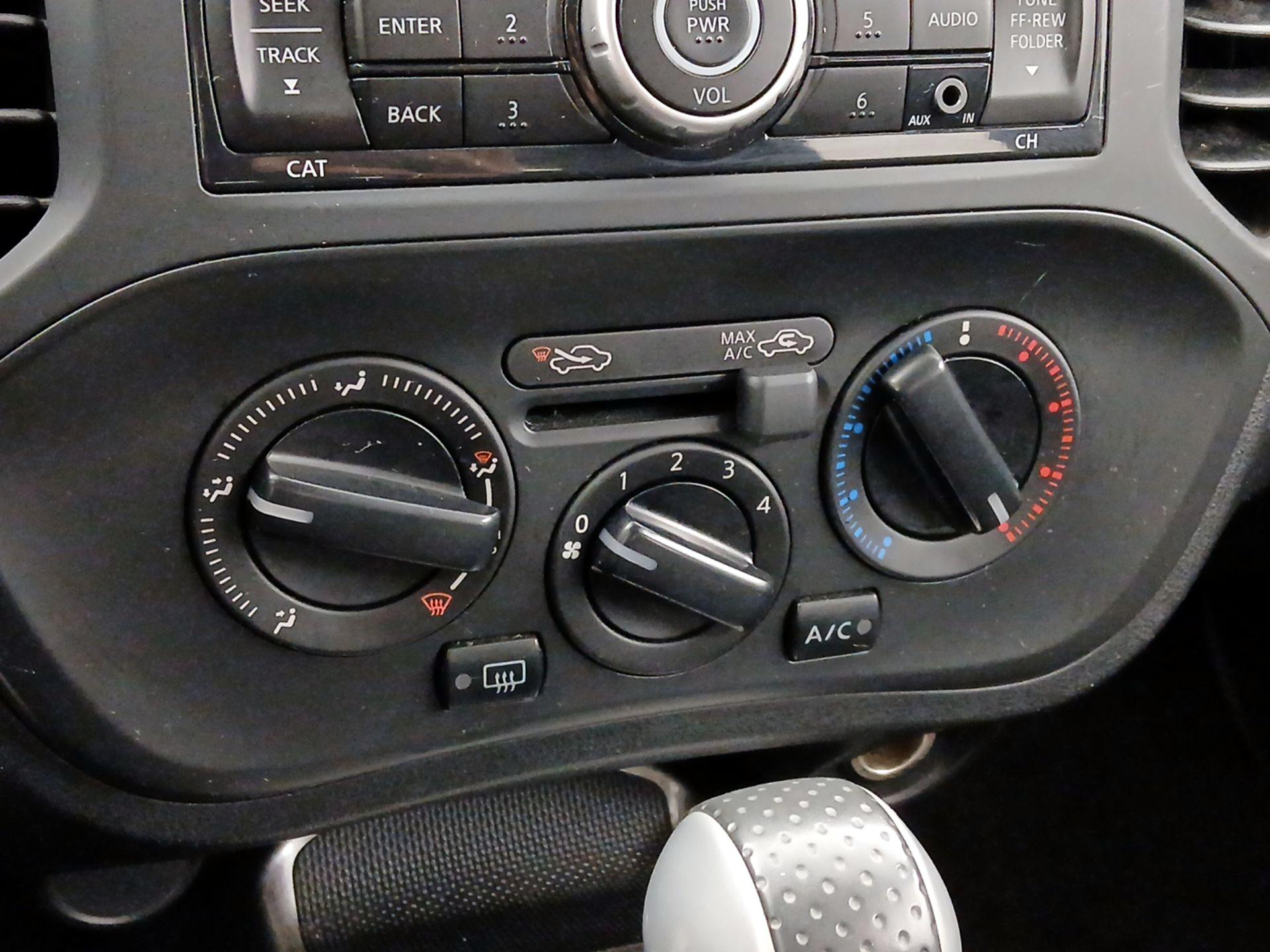 Thumbnail: 2014 Nissan Juke - 15