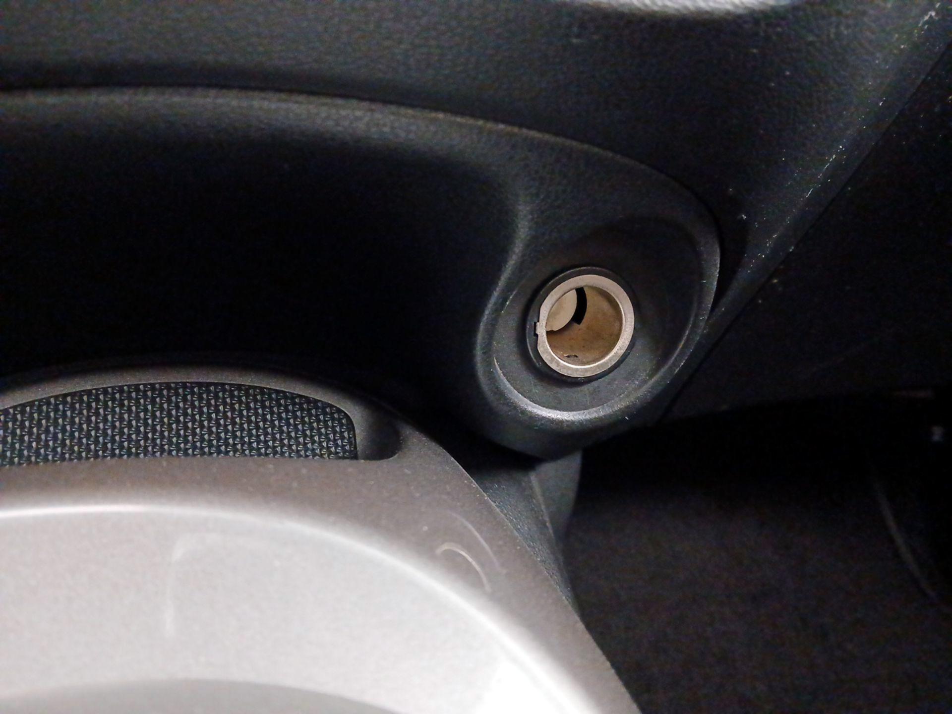 Thumbnail: 2014 Nissan Juke - 17