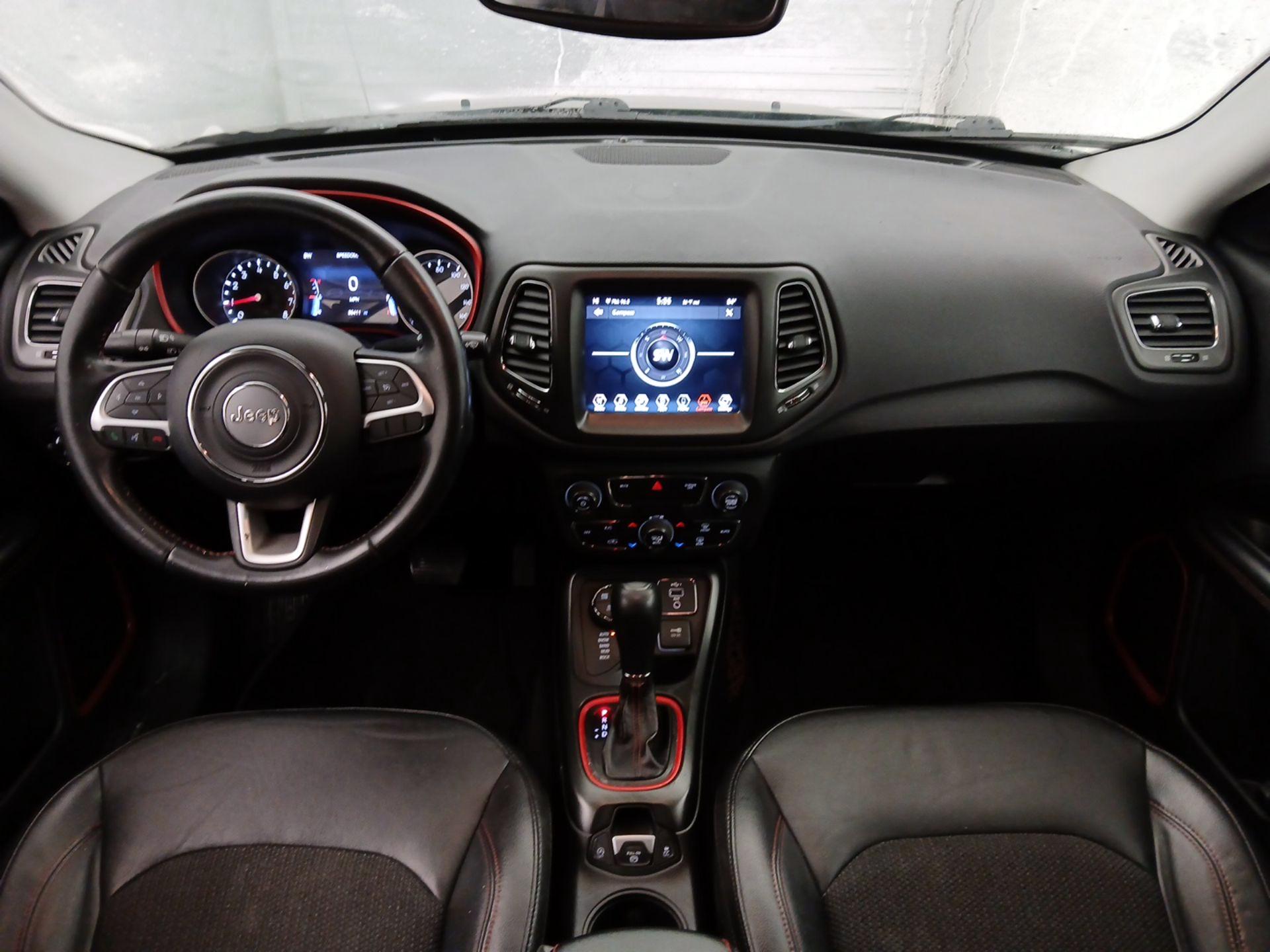 Thumbnail: 2020 Jeep Compass - 9