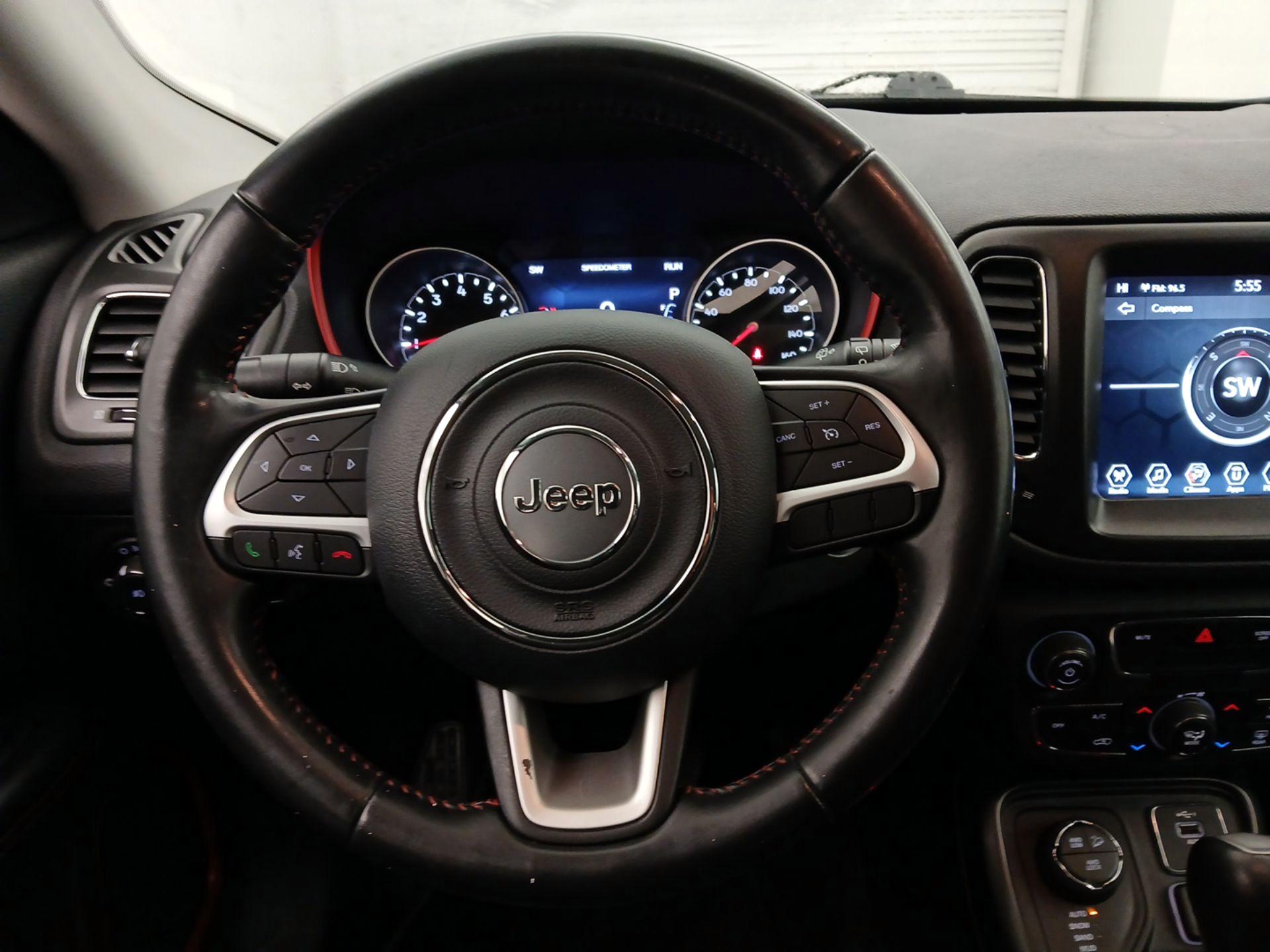 Thumbnail: 2020 Jeep Compass - 10