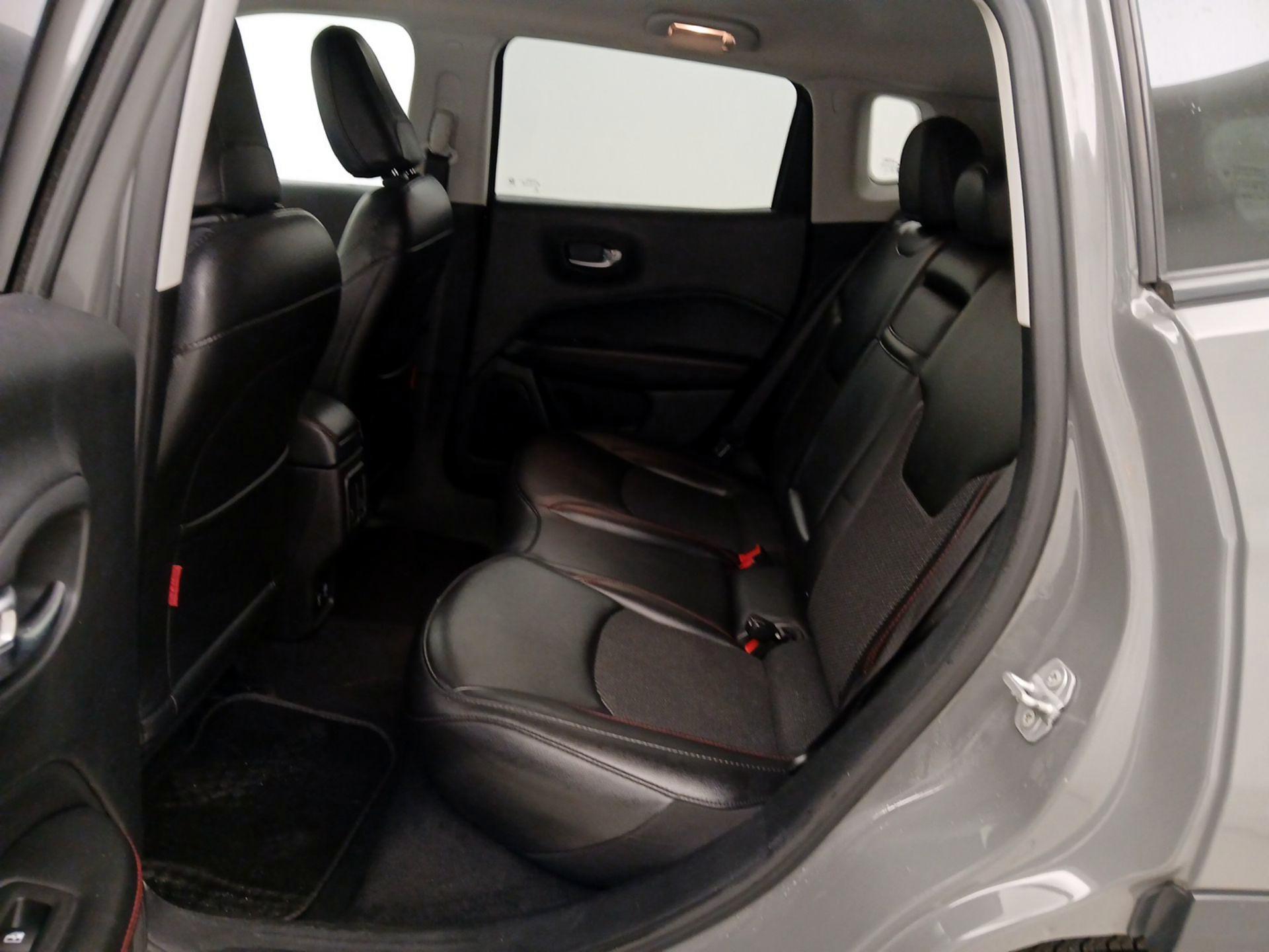 Thumbnail: 2020 Jeep Compass - 19