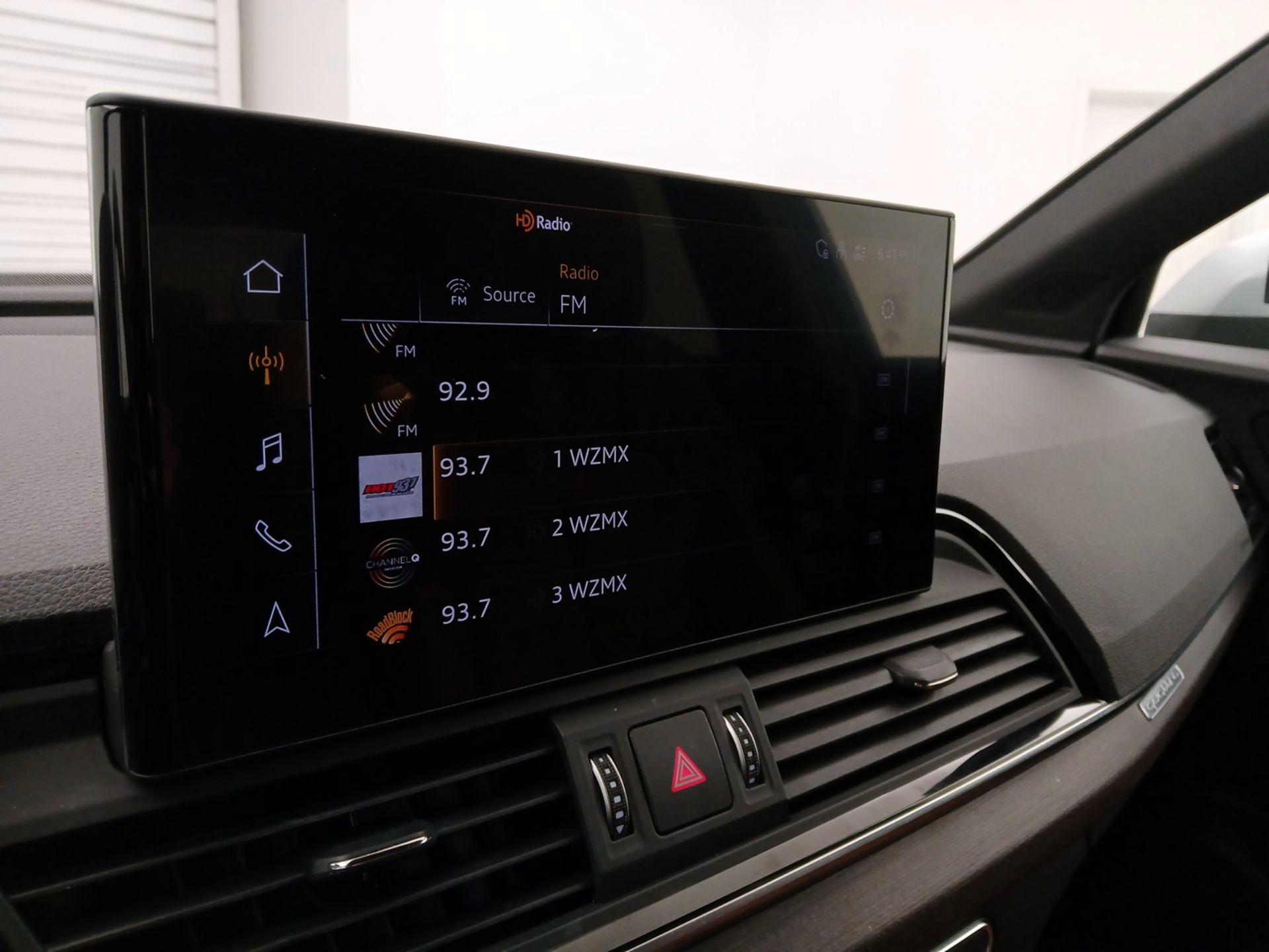 Thumbnail: 2022 Audi Q5 - 16