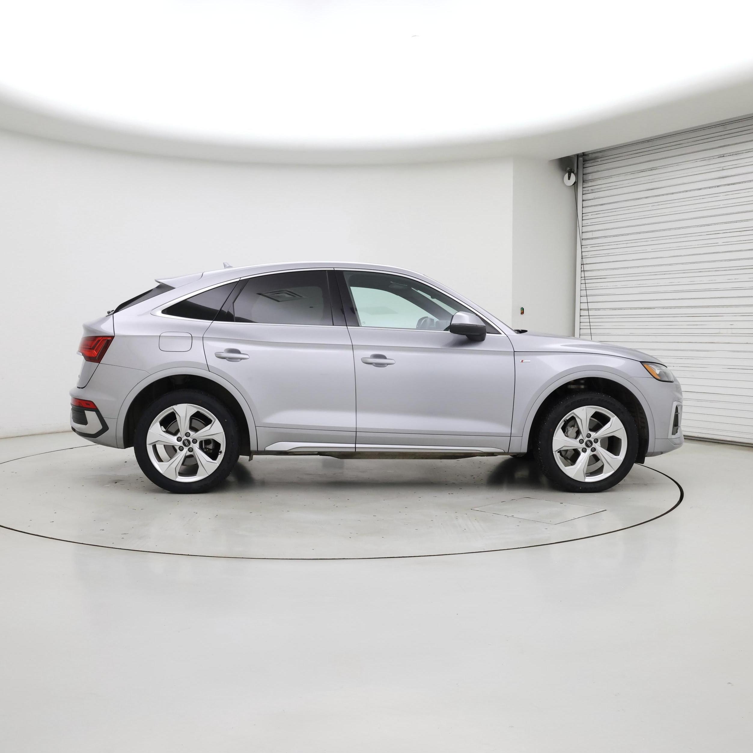 Thumbnail: 2022 Audi Q5 - 7