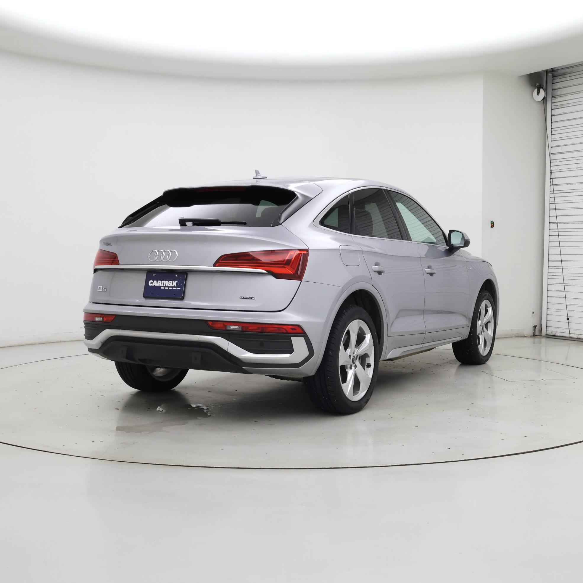 Thumbnail: 2022 Audi Q5 - 8