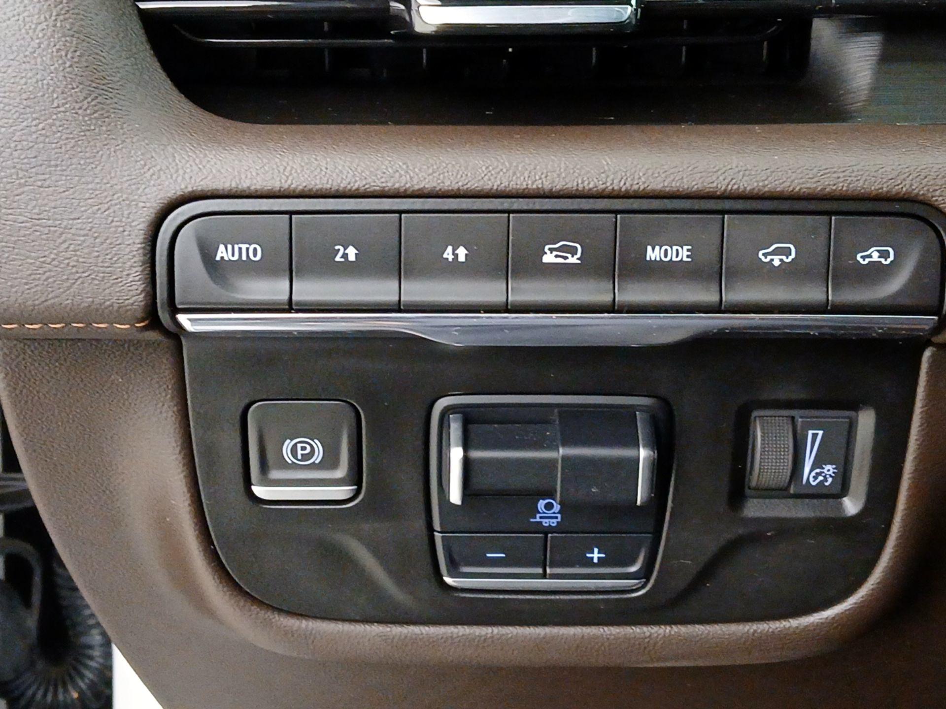 Thumbnail: 2022 Cadillac Escalade - 13