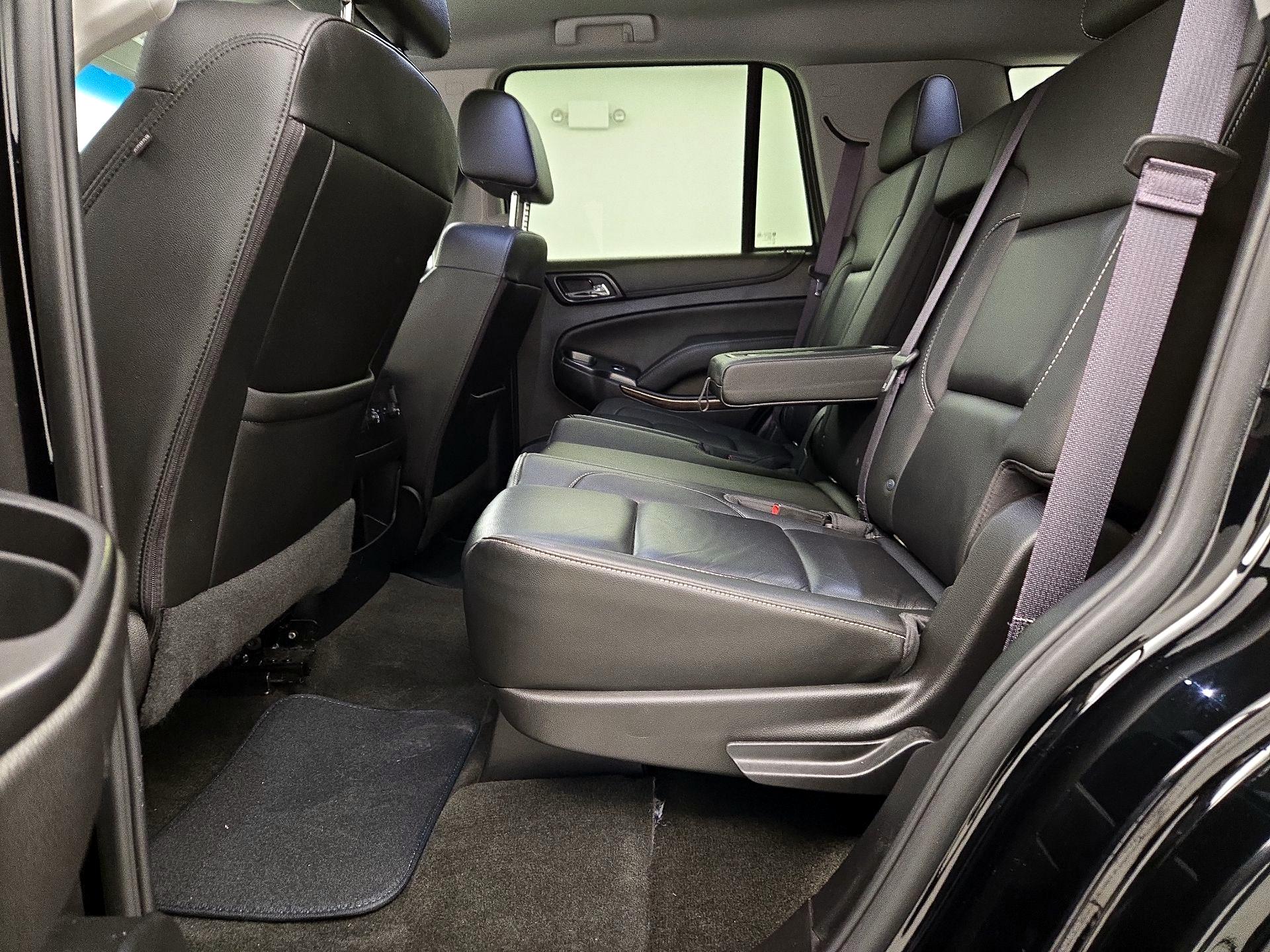 Thumbnail: 2017 Chevrolet Tahoe - 19