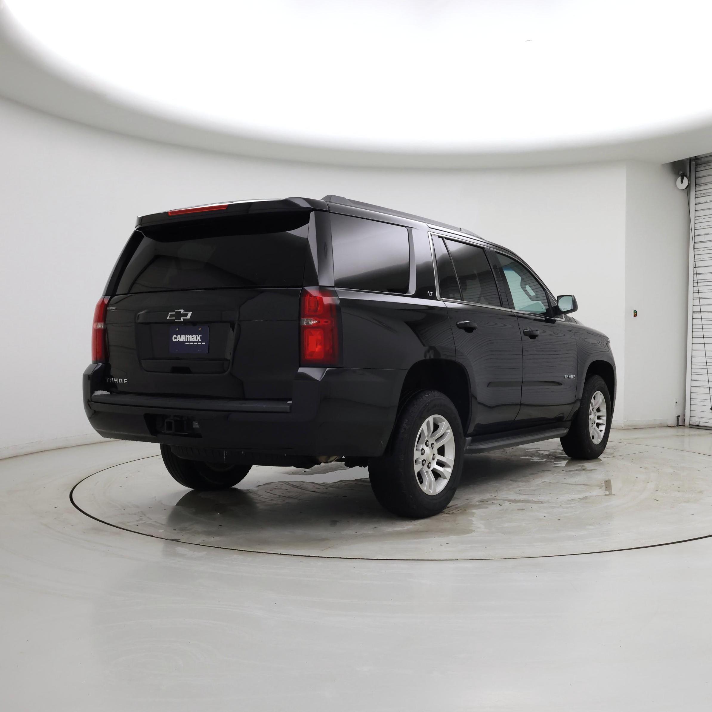 Thumbnail: 2017 Chevrolet Tahoe - 8