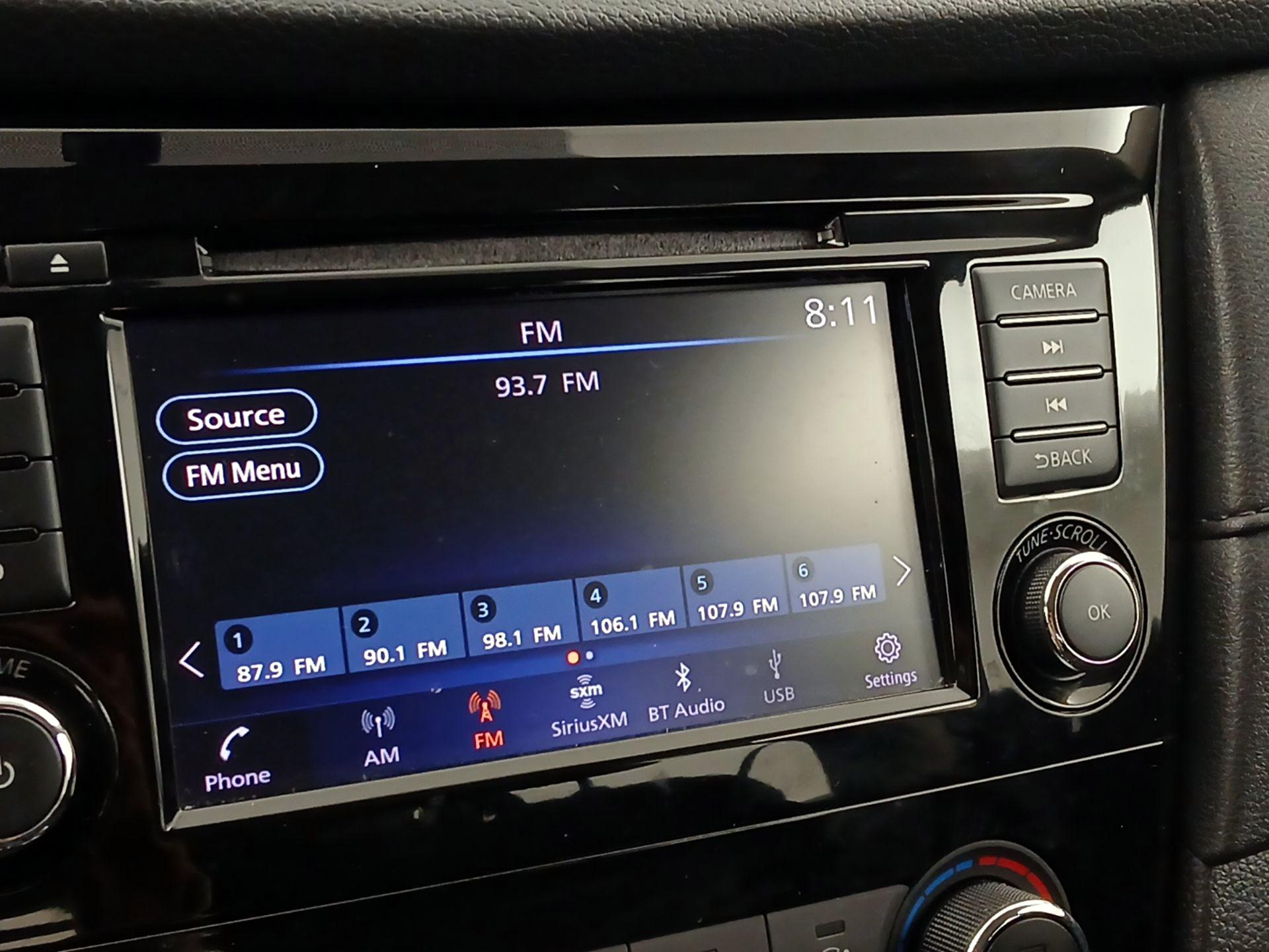 Thumbnail: 2018 Nissan Rogue - 15