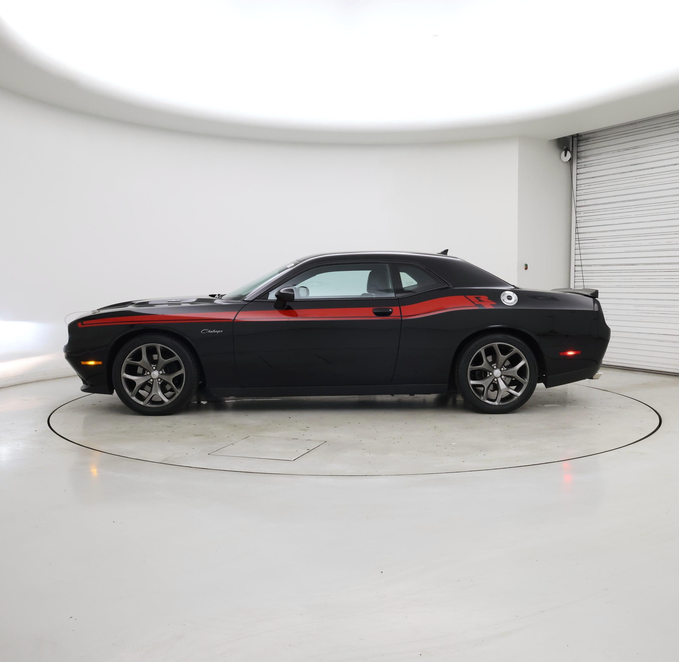 Thumbnail: 2015 Dodge Challenger - 3