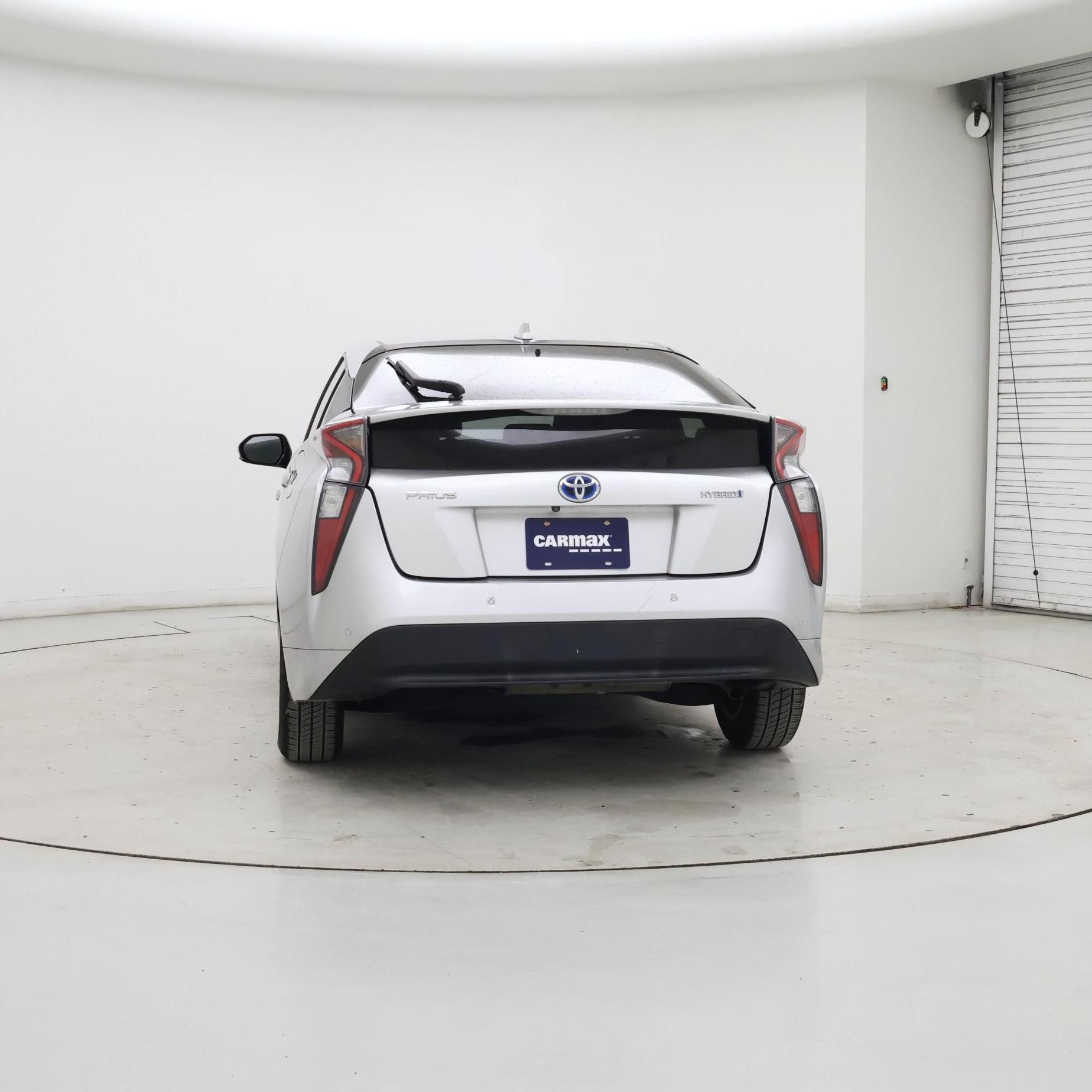 Thumbnail: 2017 Toyota Prius - 6