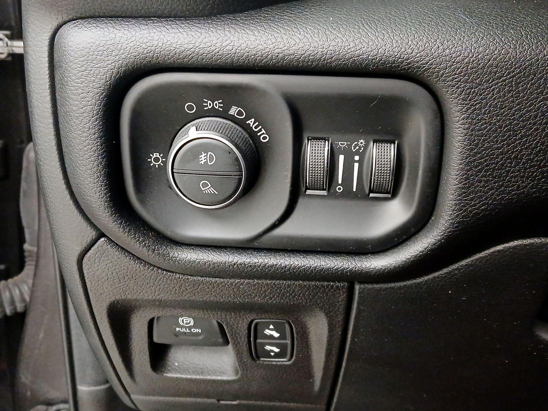 Thumbnail: 2022 RAM 1500 - 13