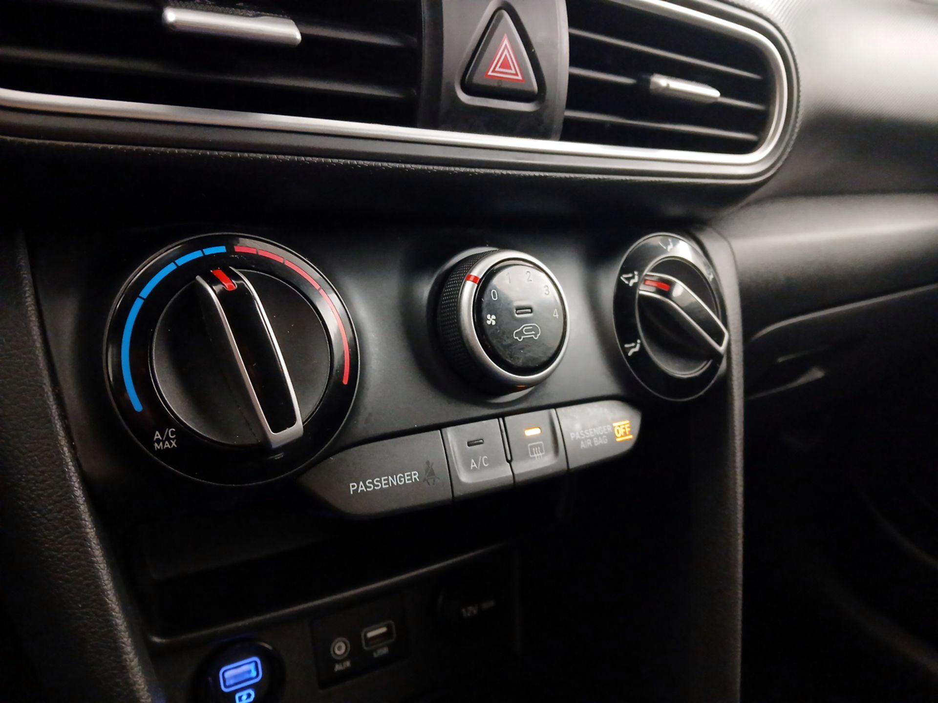 Thumbnail: 2019 Hyundai Kona - 16