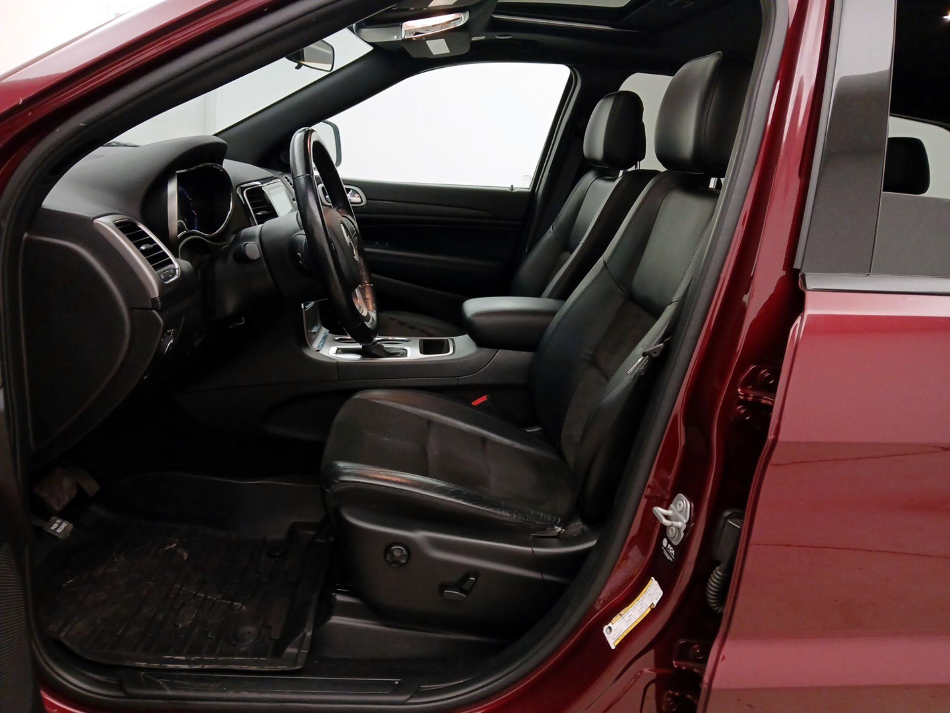 Thumbnail: 2021 Jeep Grand Cherokee - 11