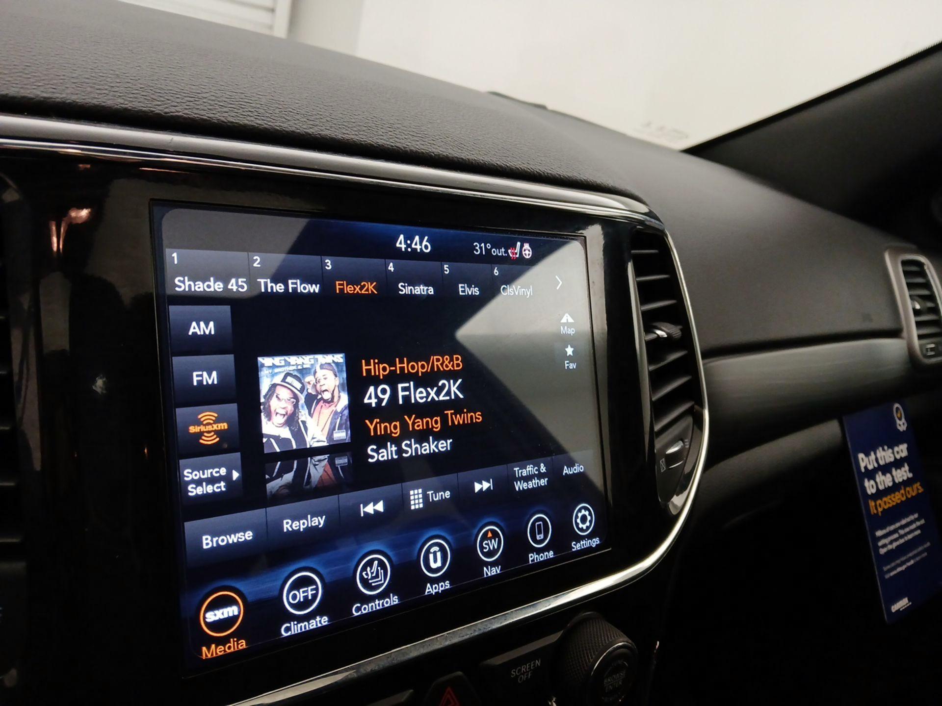 Thumbnail: 2021 Jeep Grand Cherokee - 16