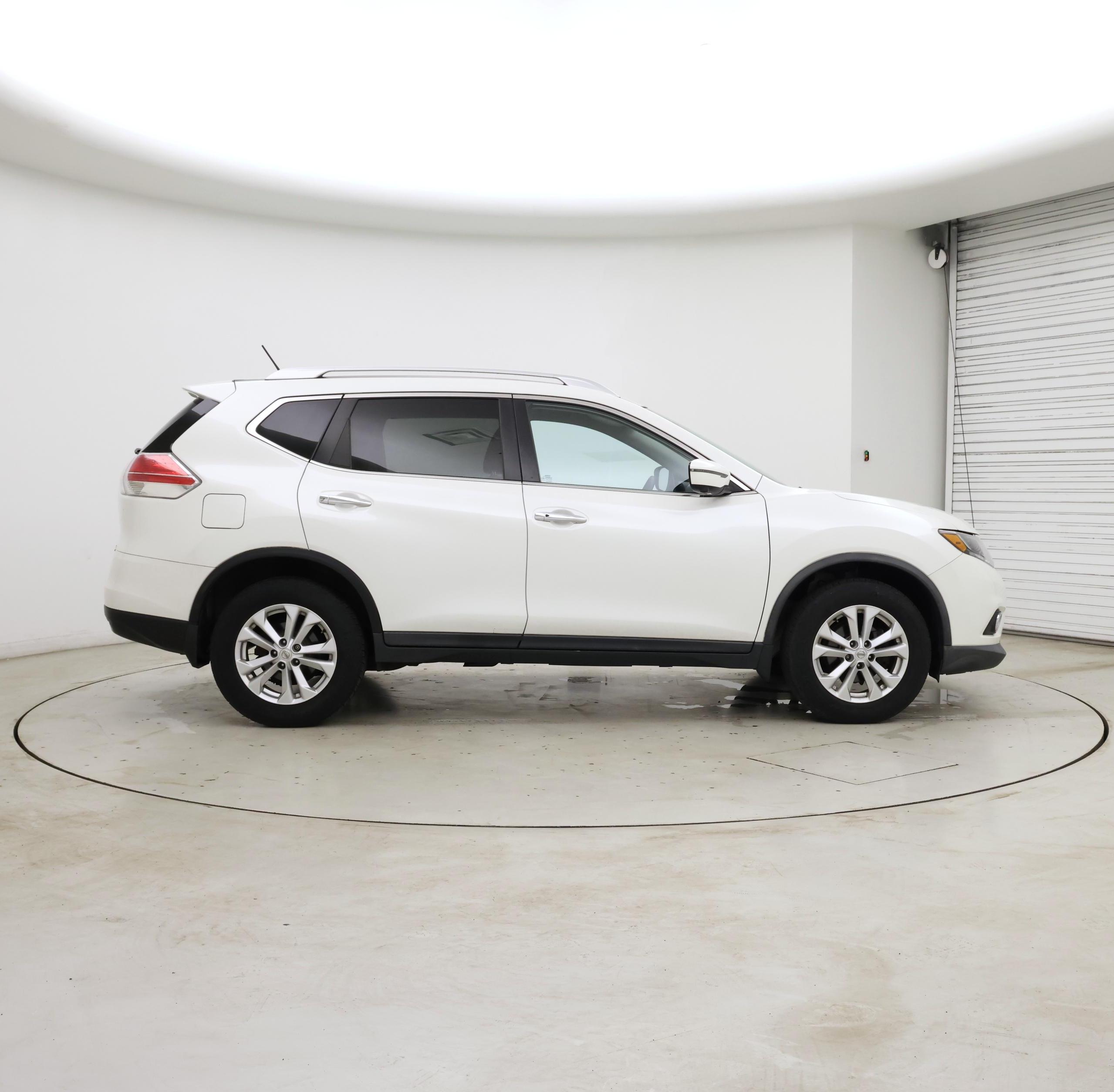 Thumbnail: 2016 Nissan Rogue - 7