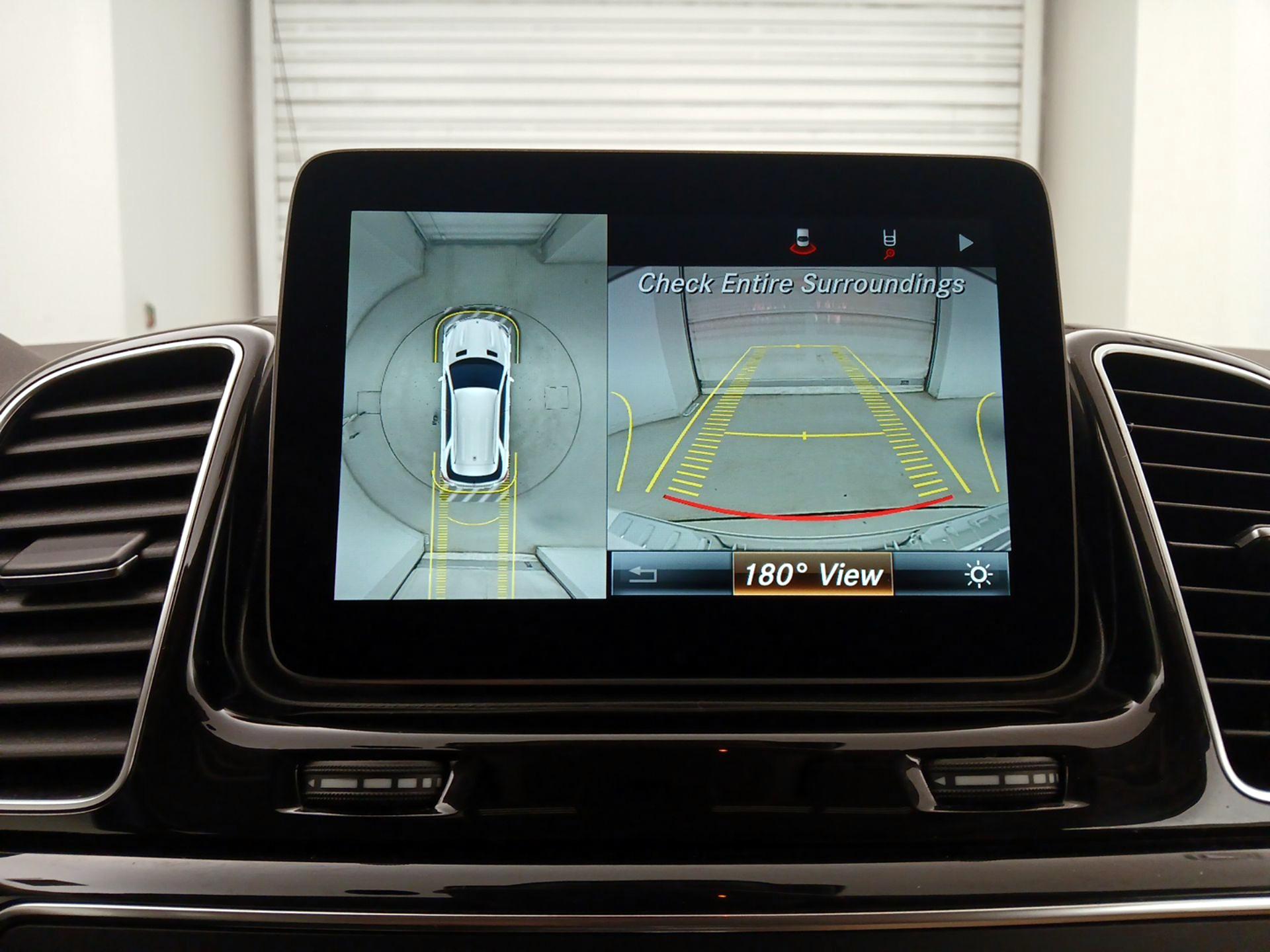 Thumbnail: 2018 Mercedes-Benz GLE - 15