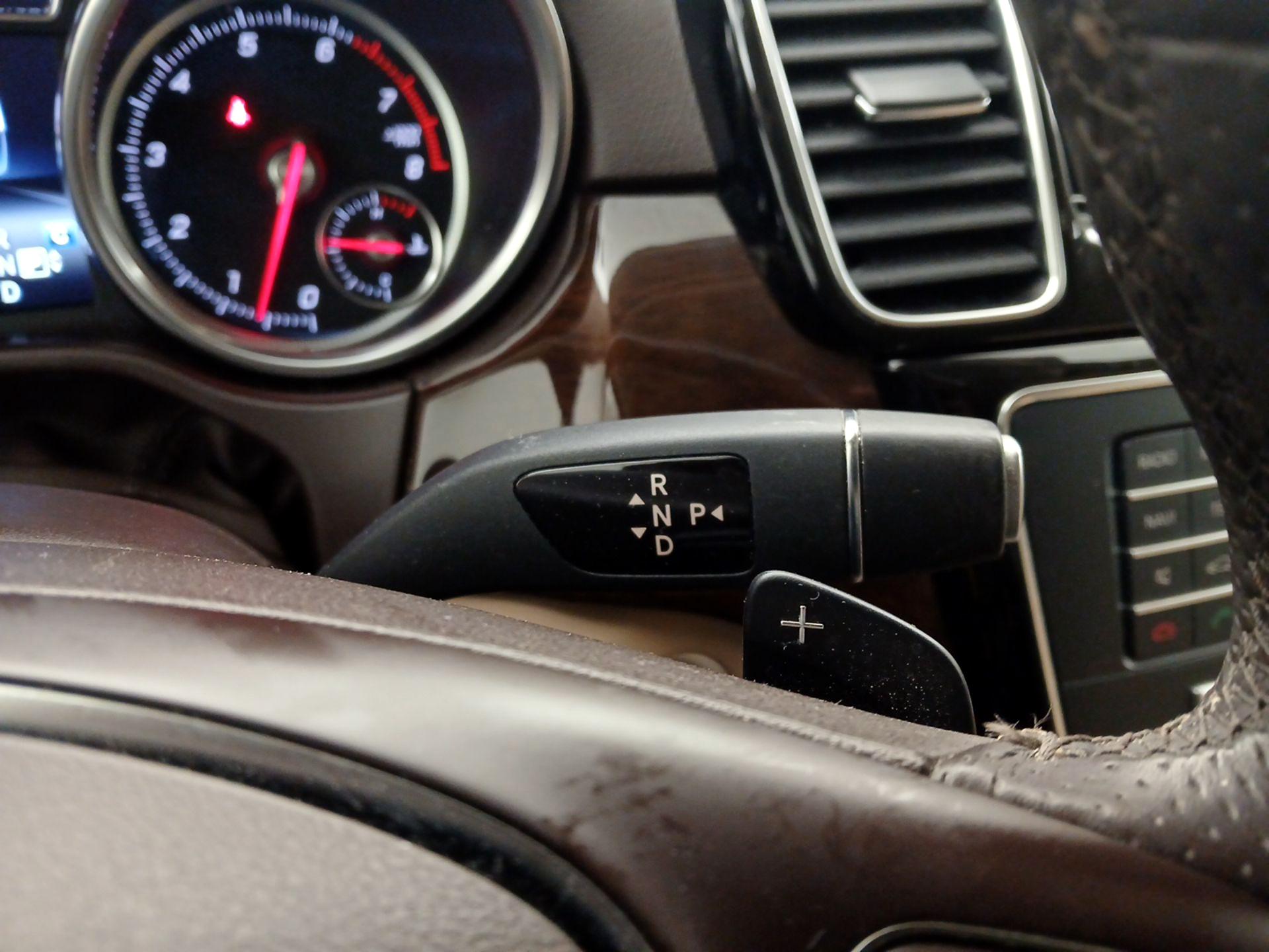 Thumbnail: 2018 Mercedes-Benz GLE - 18