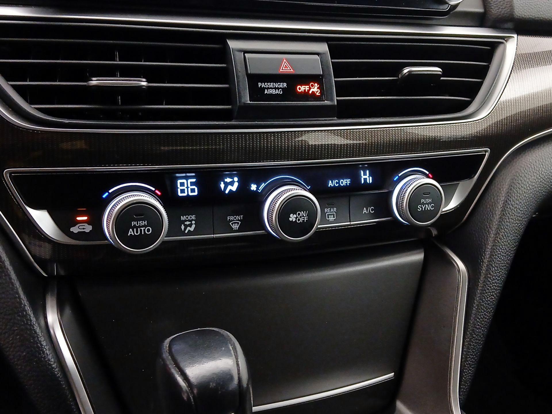 Thumbnail: 2019 Honda Accord - 16