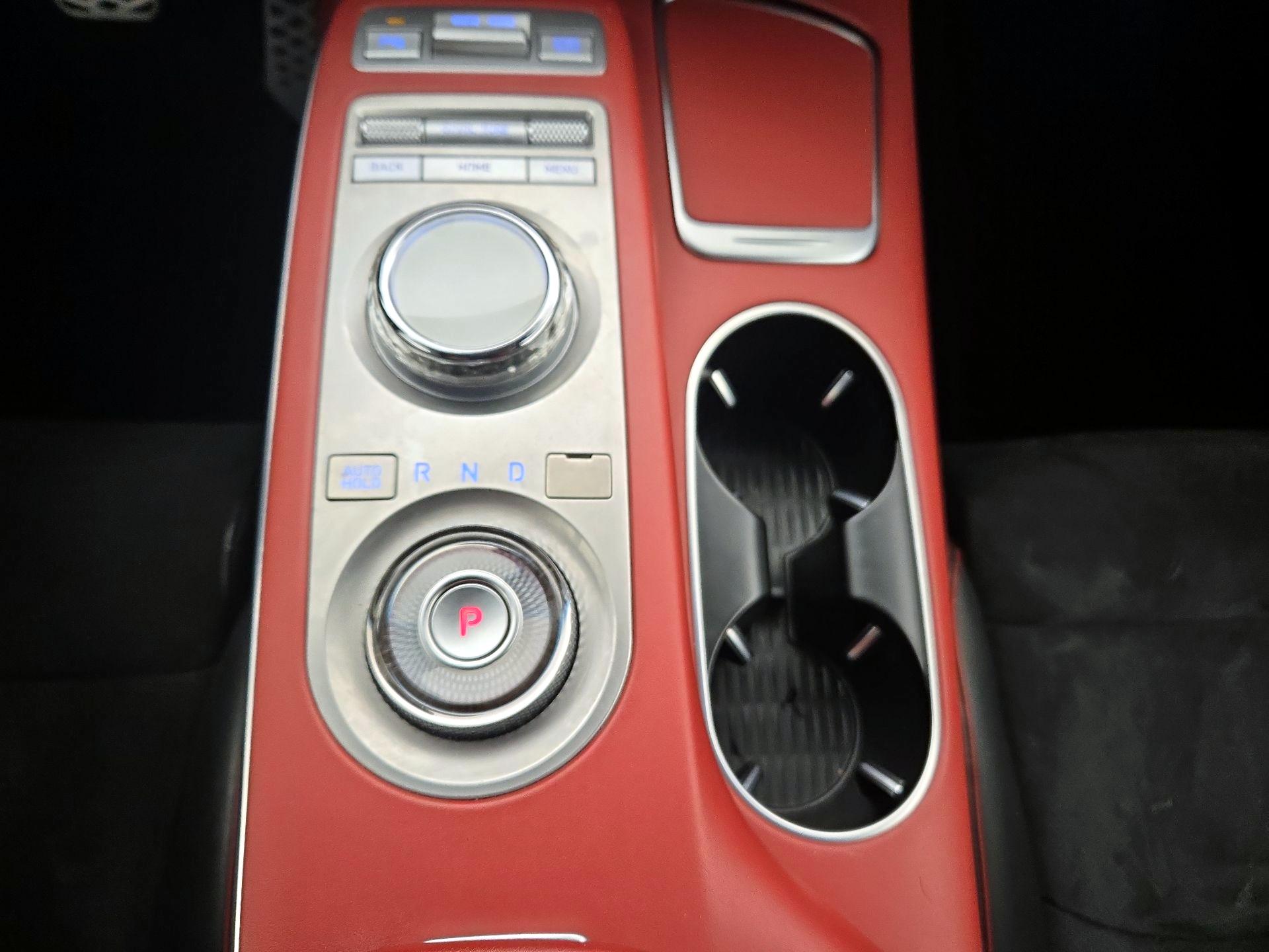 Thumbnail: 2022 Genesis GV70 - 18