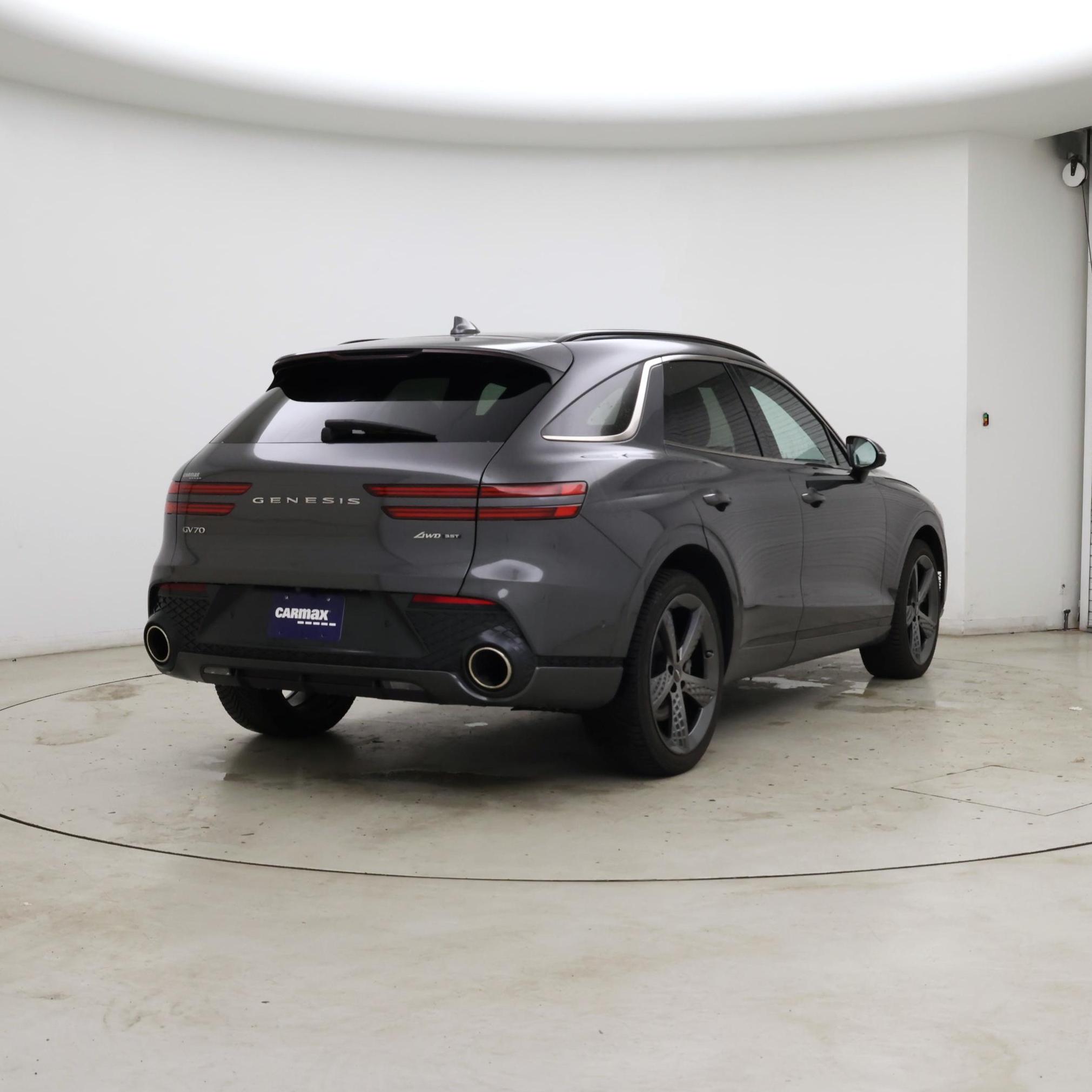 Thumbnail: 2022 Genesis GV70 - 8