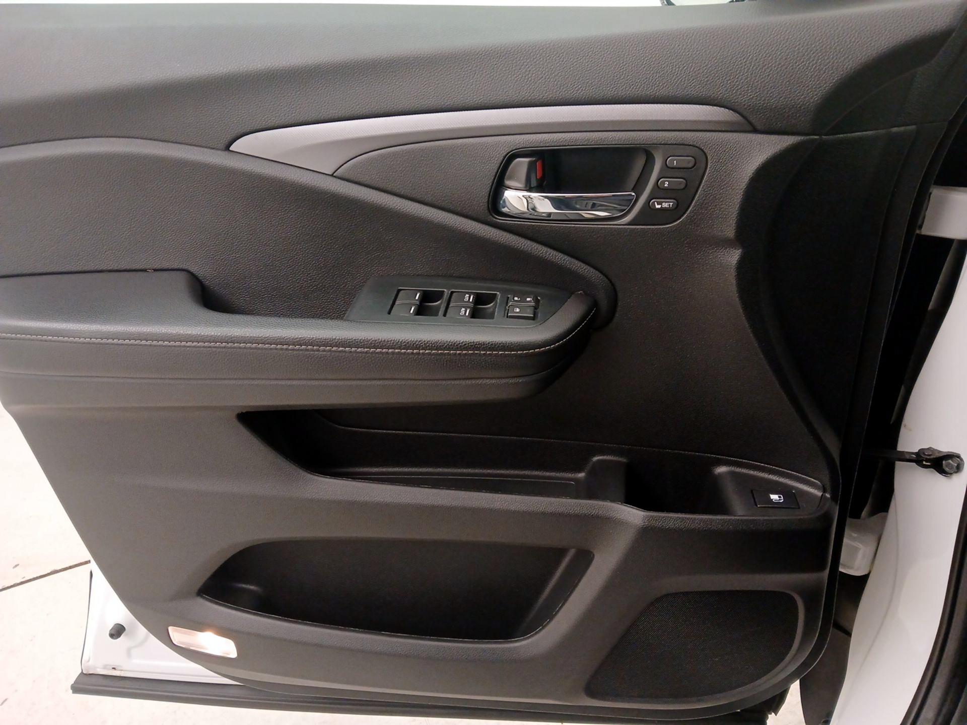 Thumbnail: 2023 Honda Ridgeline - 12