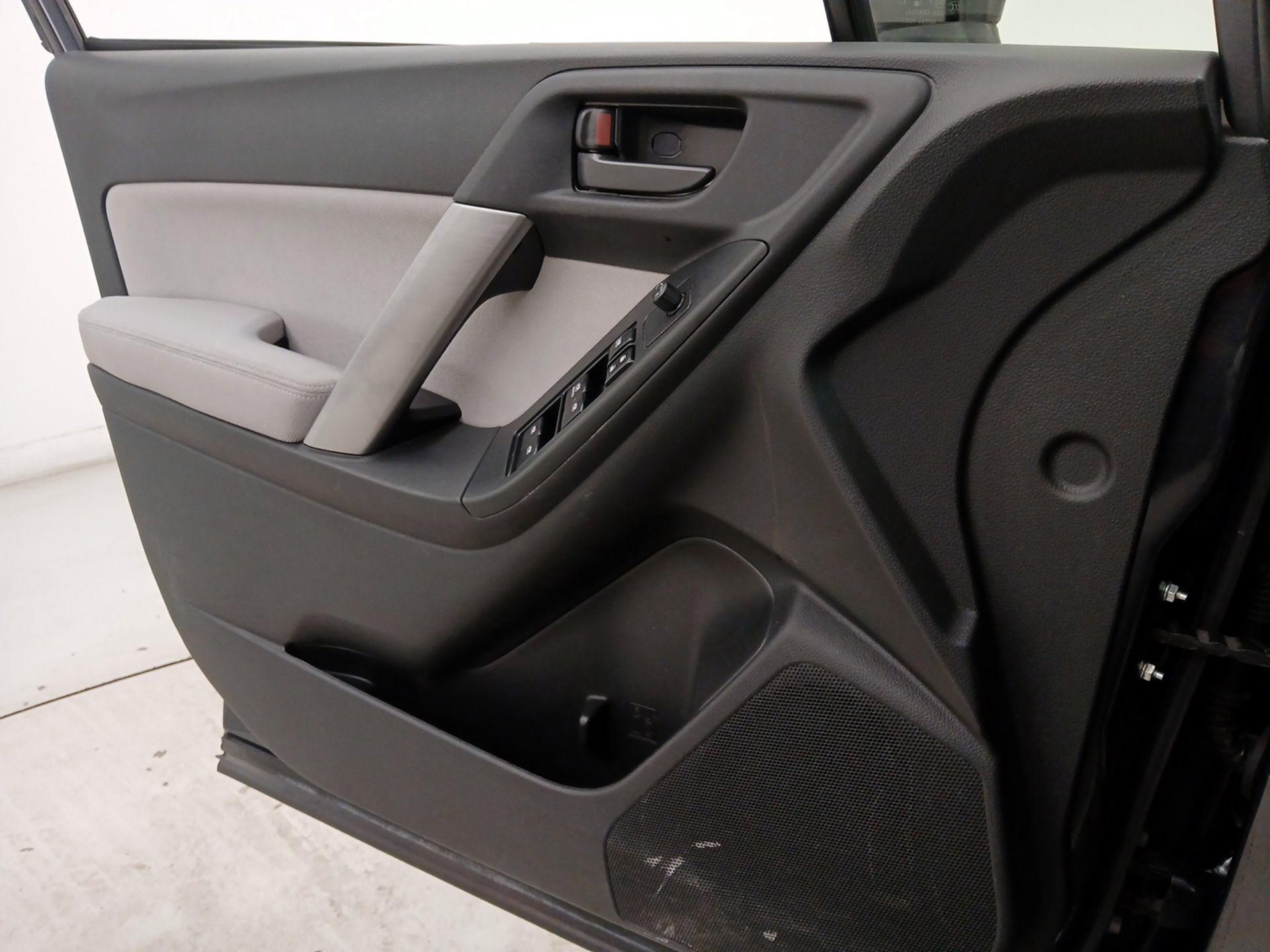 Thumbnail: 2014 Subaru Forester - 12