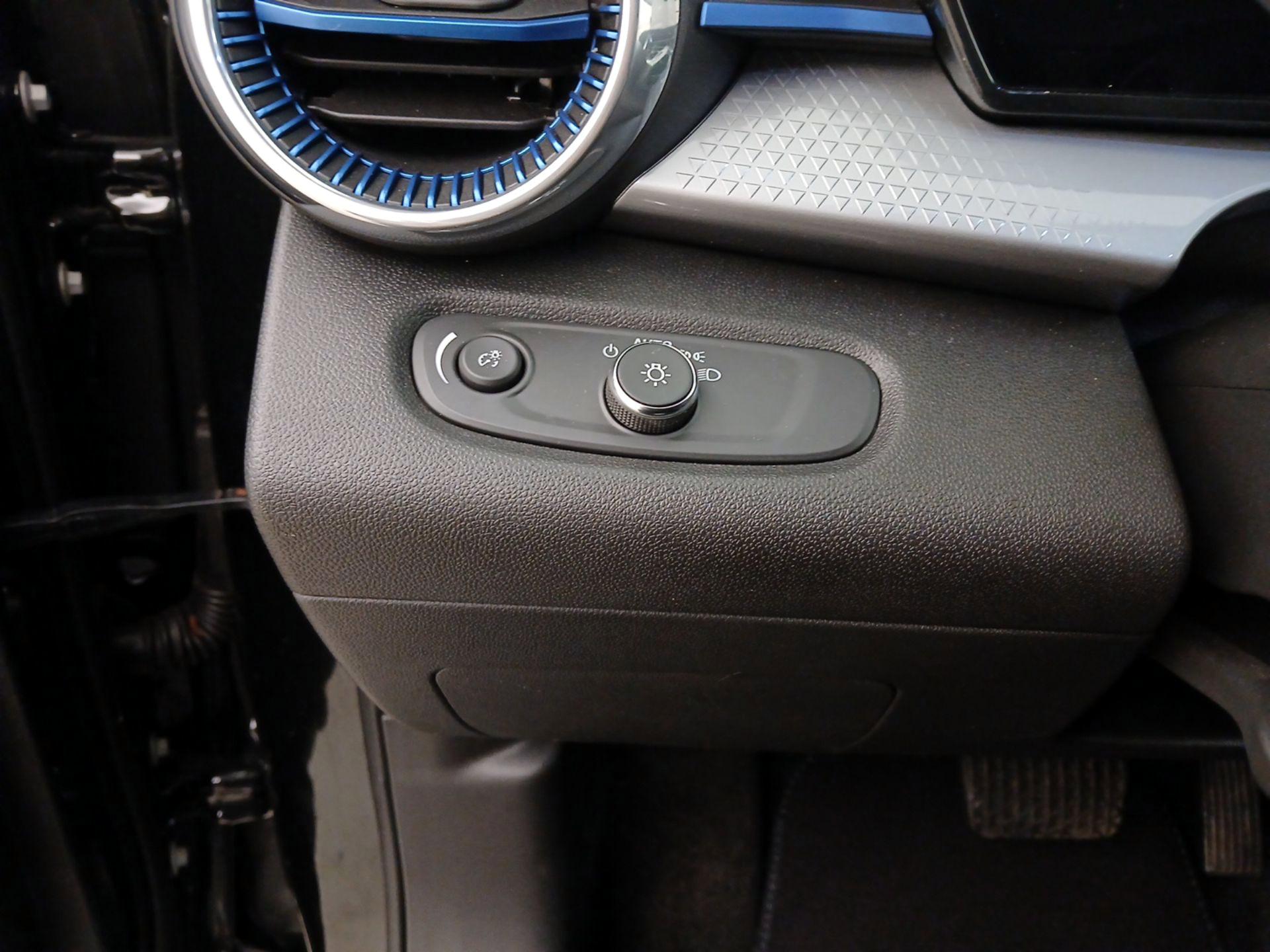 Thumbnail: 2024 Chevrolet Trax - 13