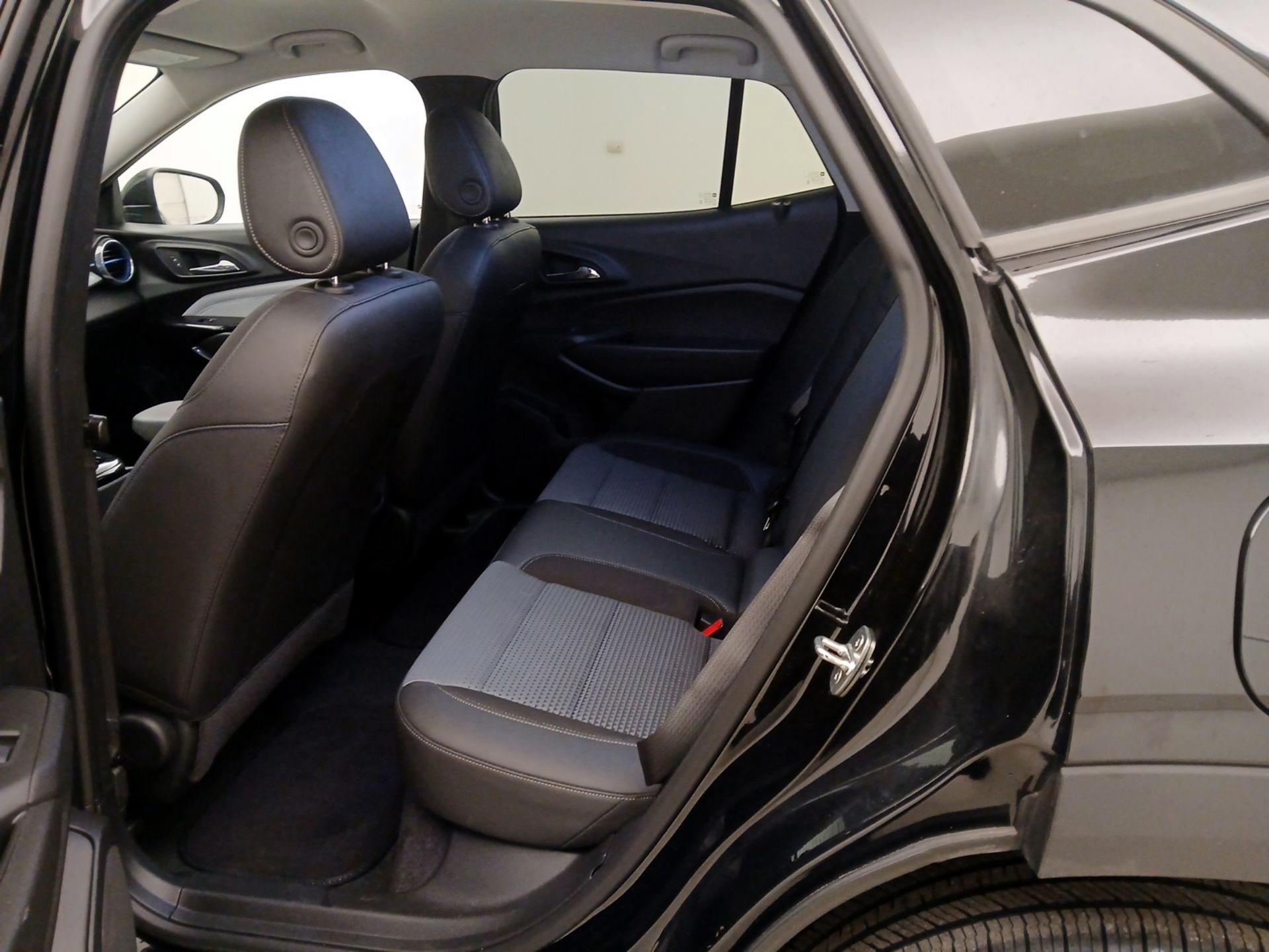 Thumbnail: 2024 Chevrolet Trax - 19