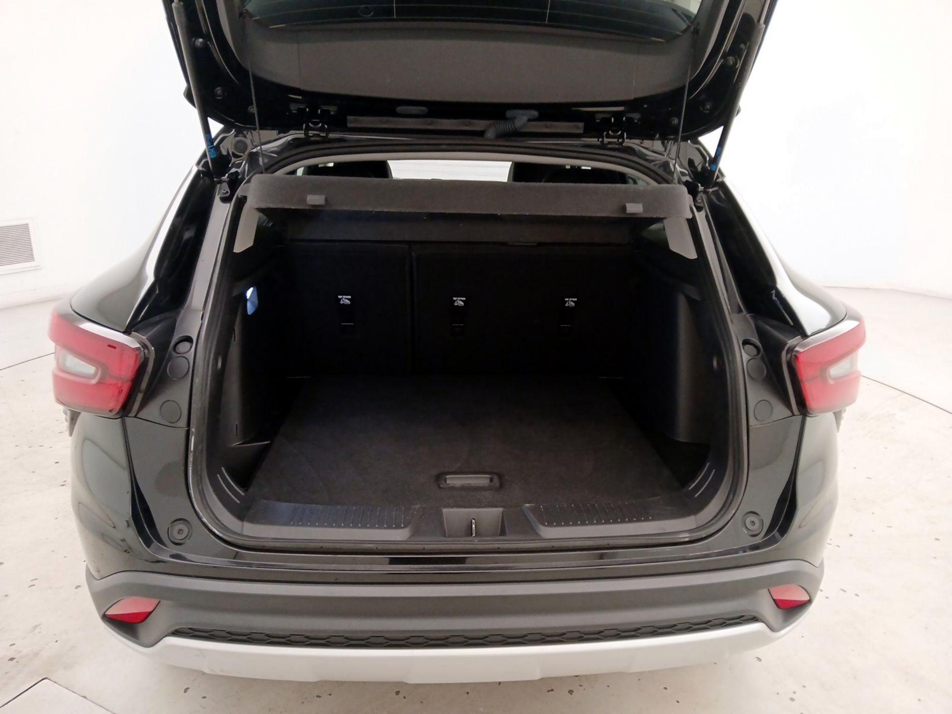 Thumbnail: 2024 Chevrolet Trax - 20