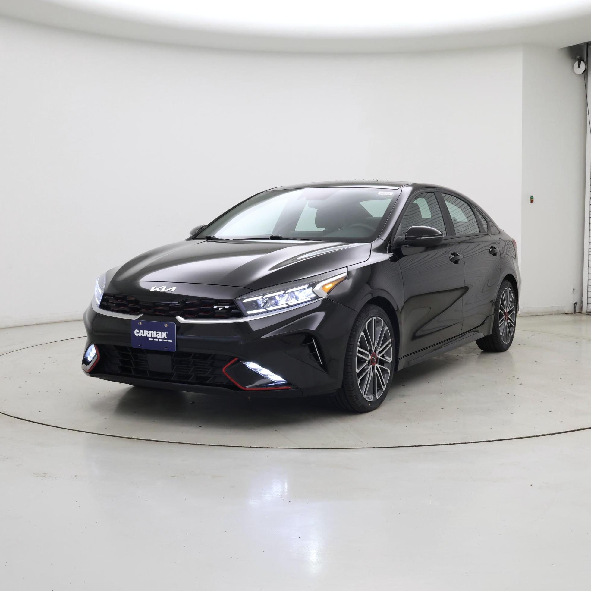 Thumbnail: 2022 Kia Forte - 4