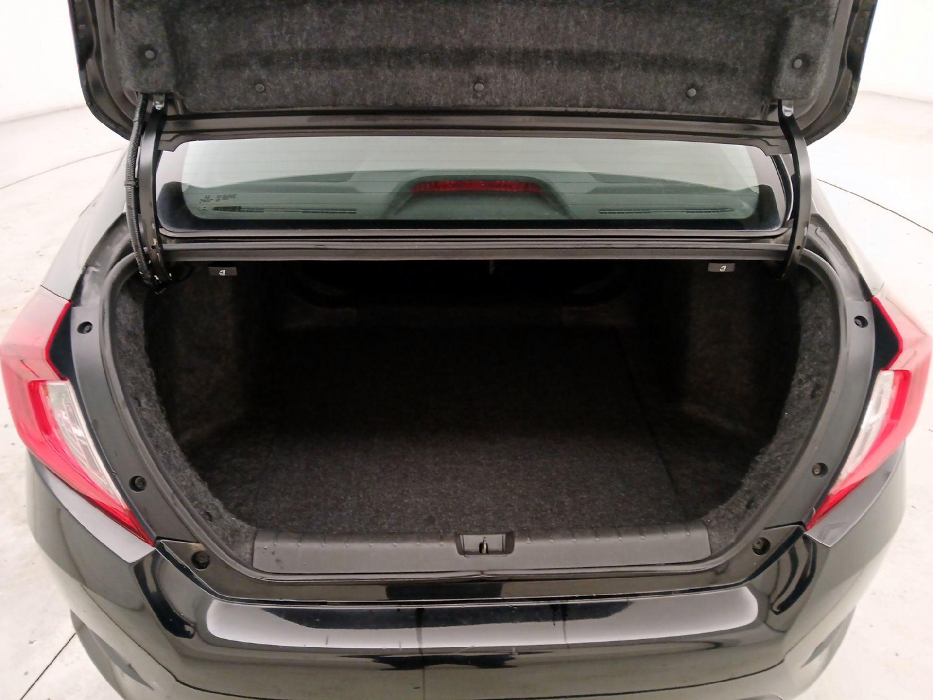 Thumbnail: 2018 Honda Civic - 20