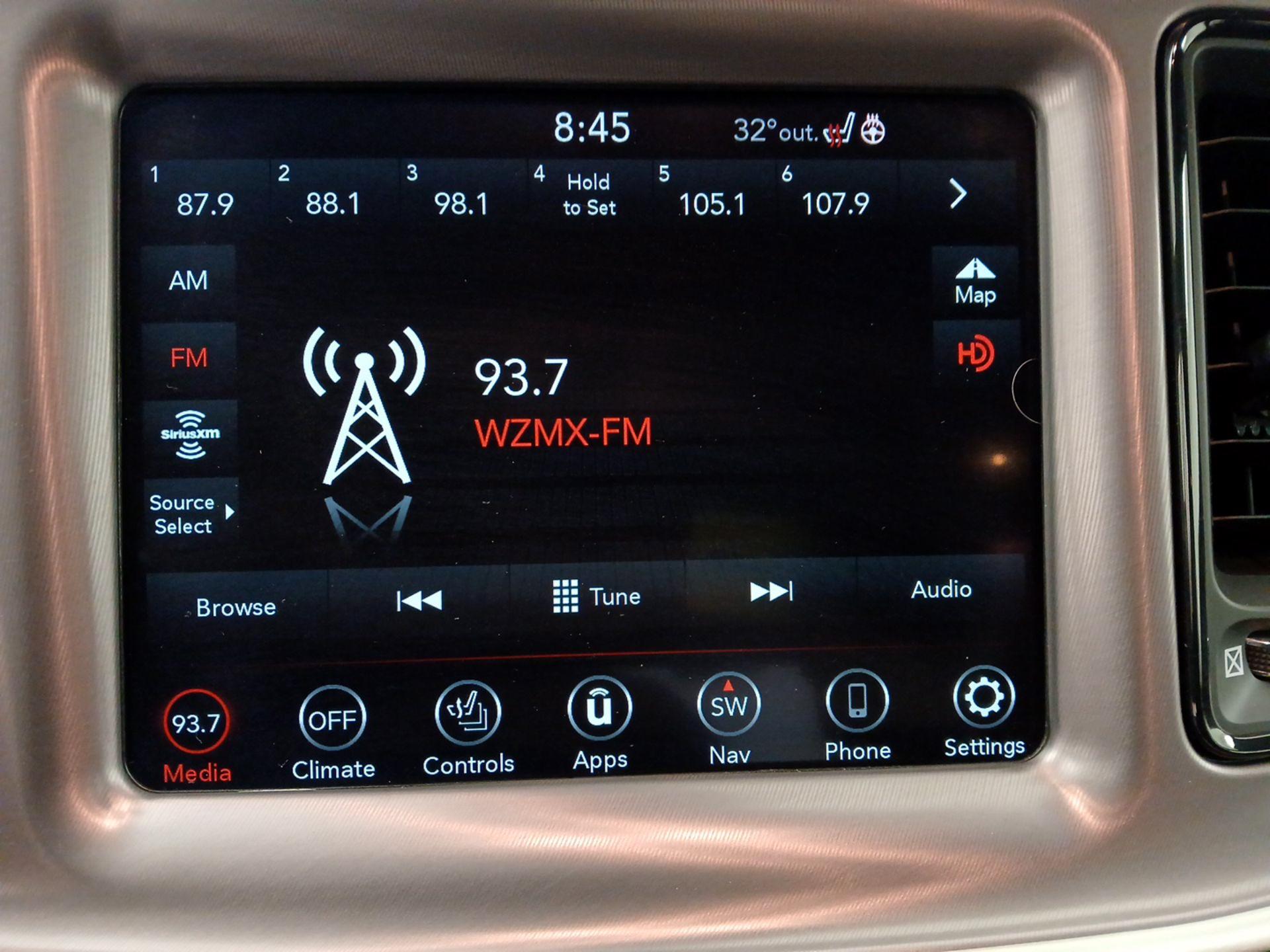 Thumbnail: 2020 Dodge Challenger - 16