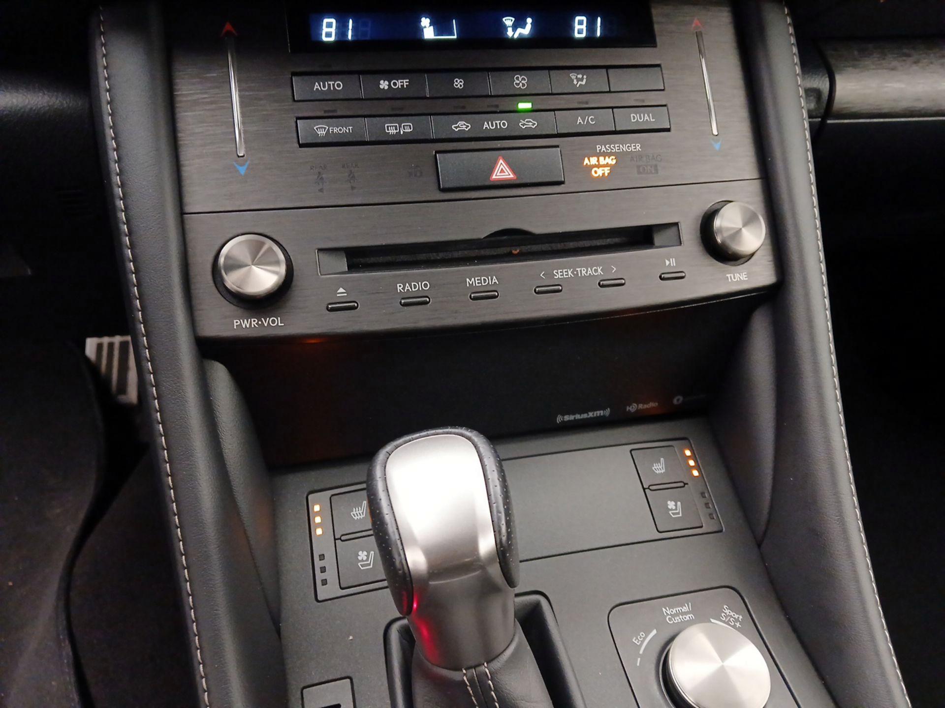 Thumbnail: 2021 Lexus RC - 16